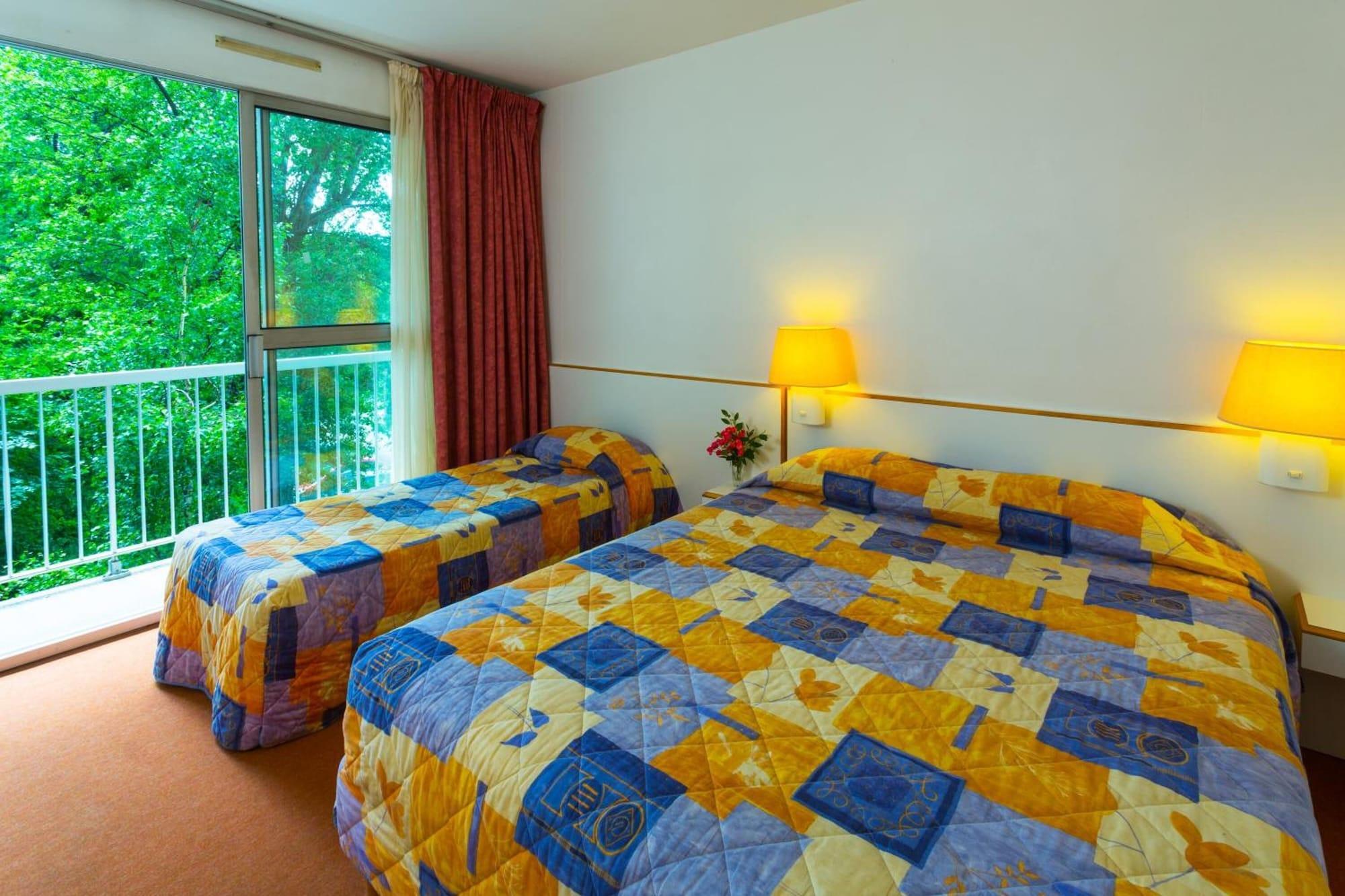 Habitación Hôtel Le Carina