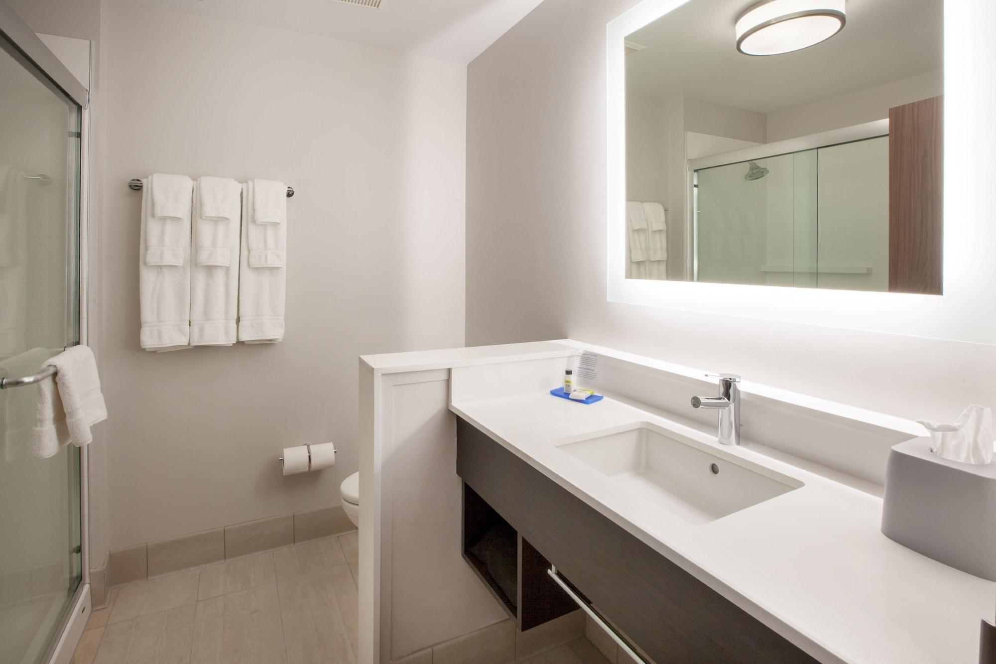 Equipamiento de Habitación Holiday Inn Express & Suites Blackwell by IHG