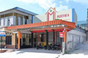 Alojamiento - OYO Life 1149 Hotel Mustika
