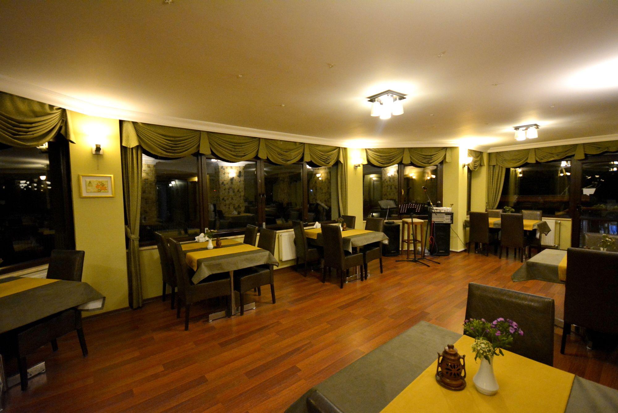 Restaurant Velena Hotel