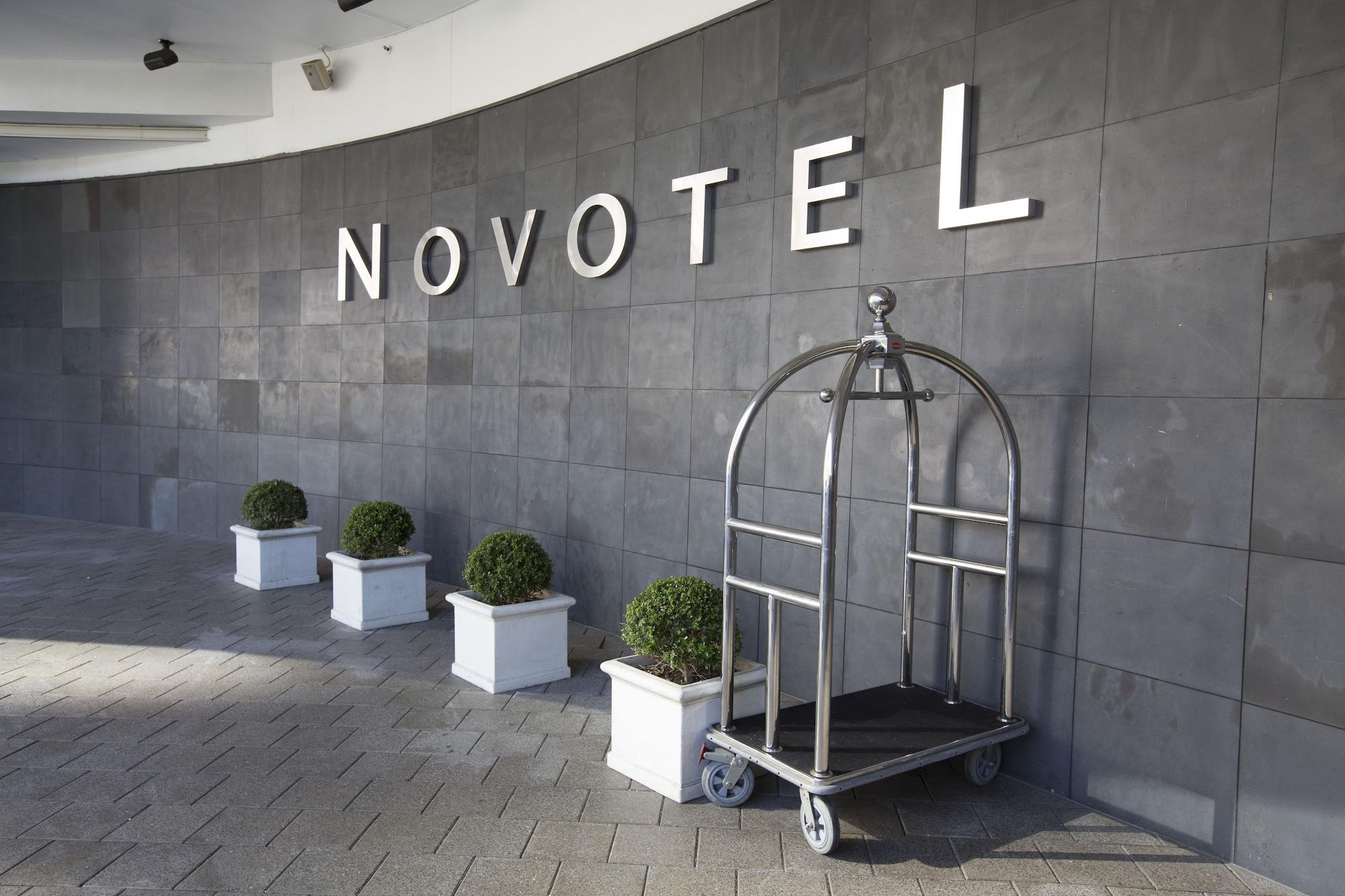 Vista Exterior Novotel Sydney Olympic Park