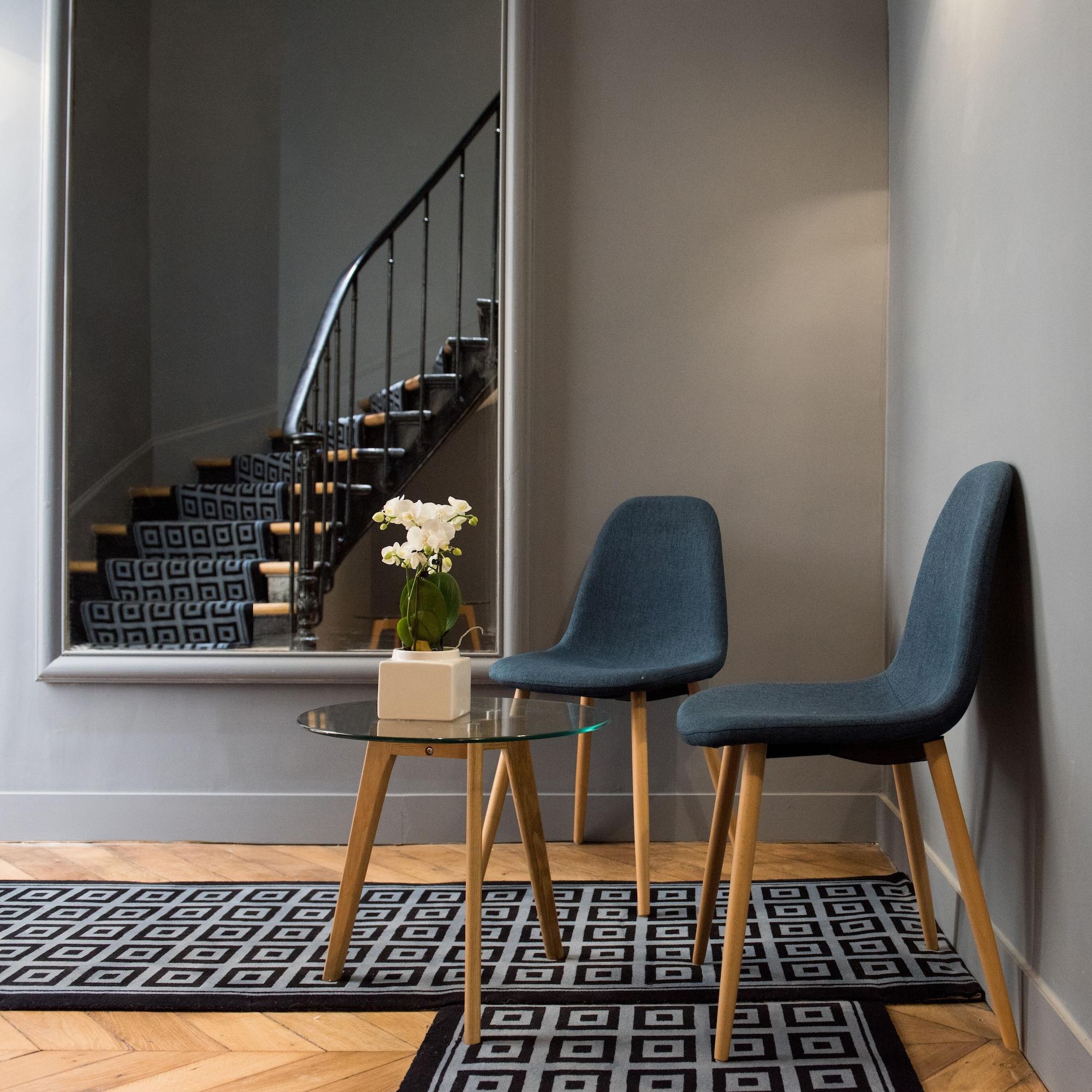Varios Hotel Helzear Etoile
