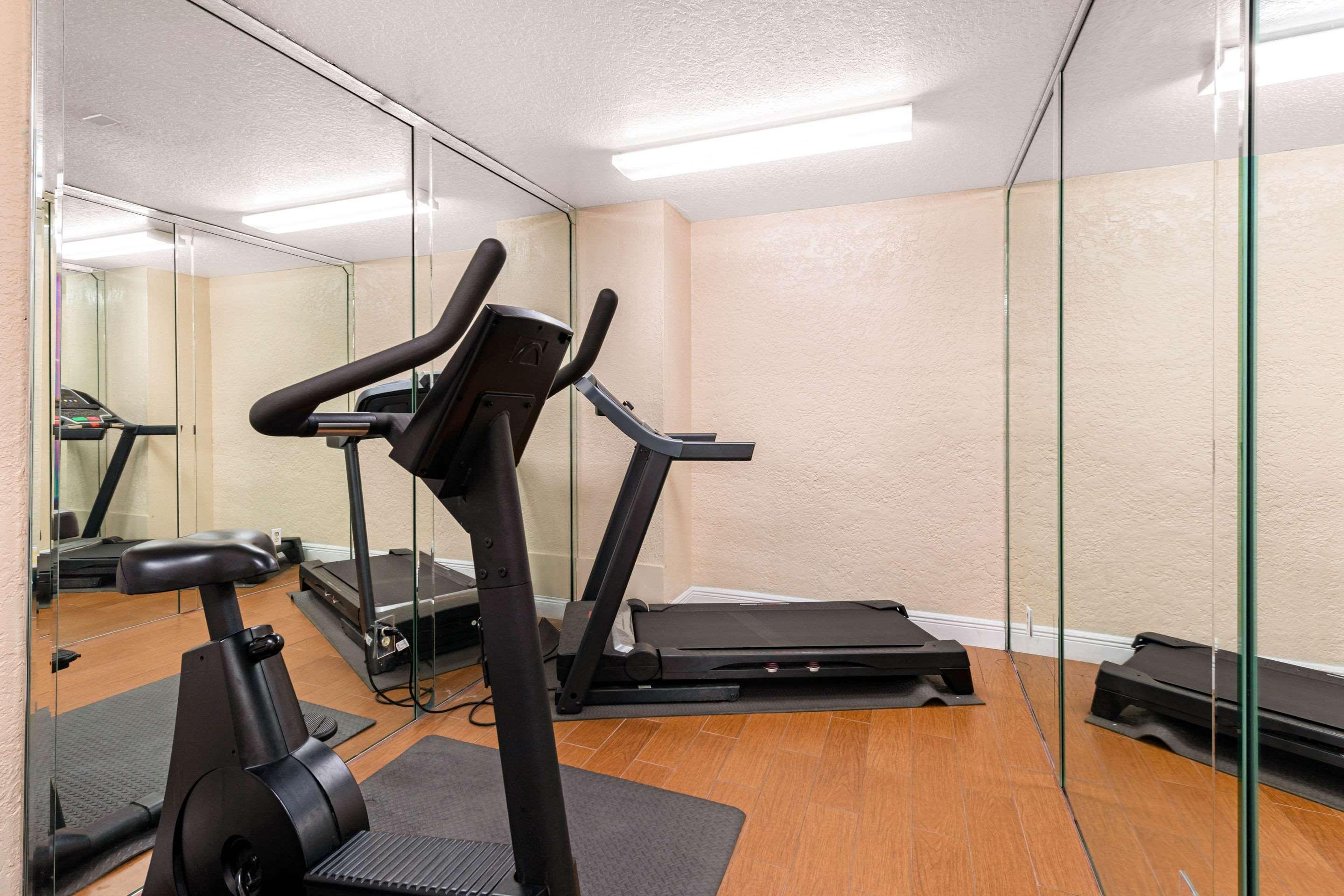 Instalaciones Recreativas Quality Inn & Suites Orlando Airport