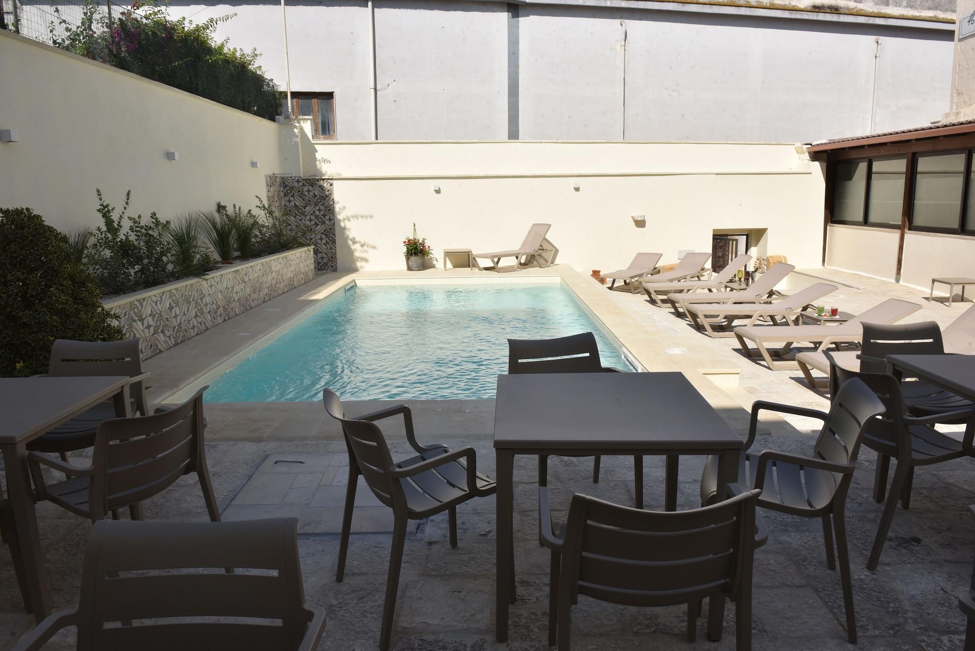 Vista Piscina Tobacco Suite