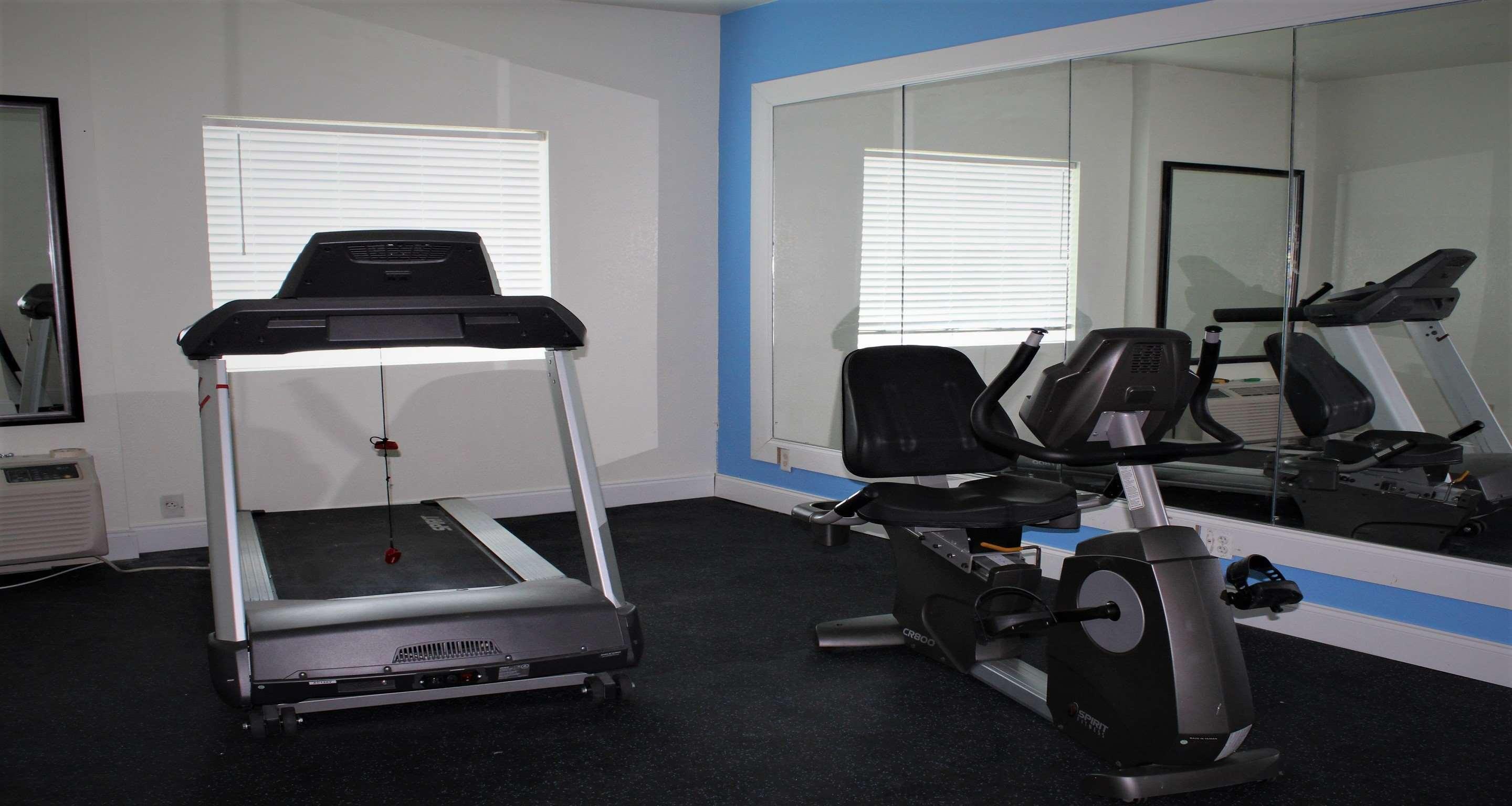 Instalaciones Recreativas SureStay Plus Hotel by Best Western Niagara Falls East