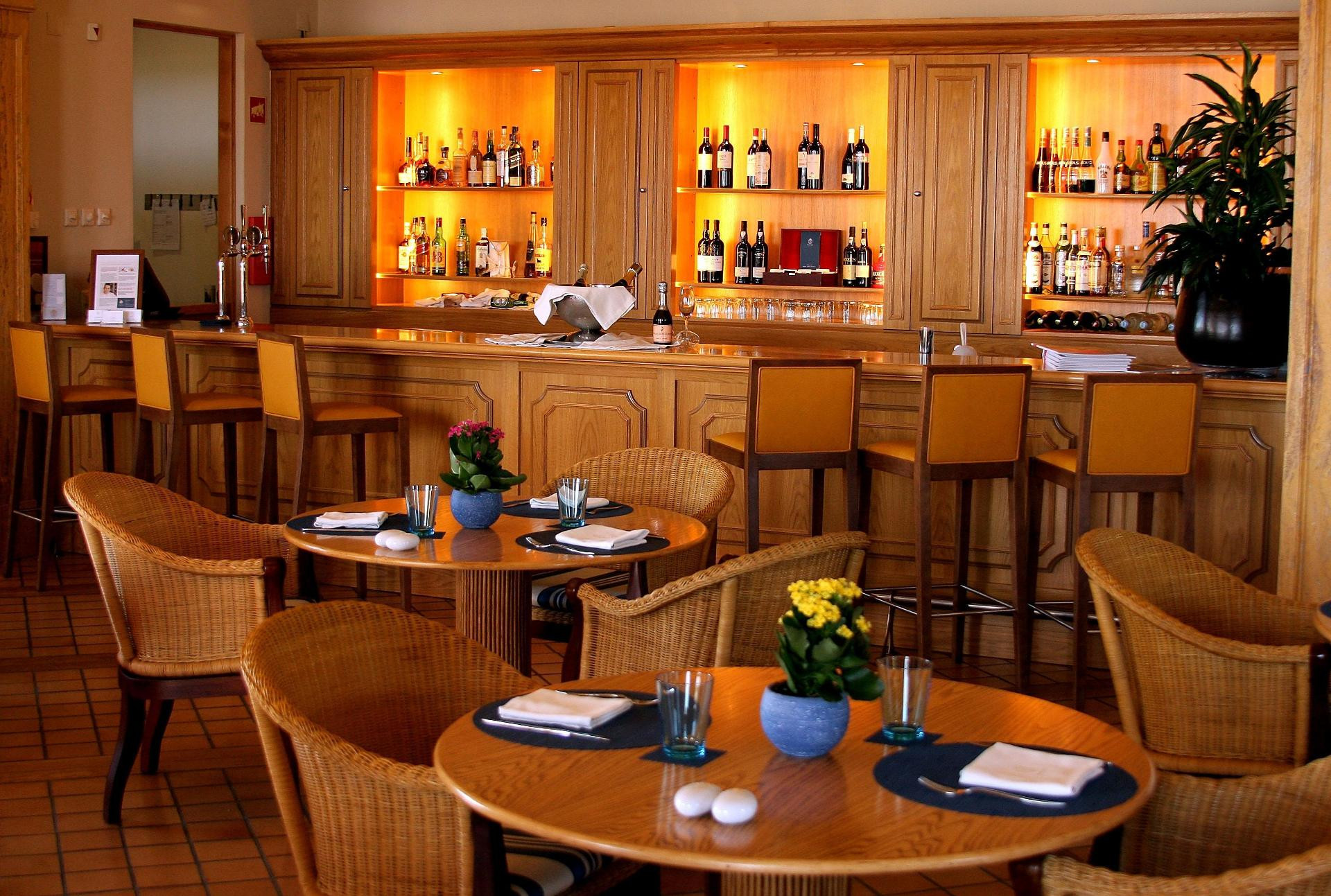Bar/Salón Monte Rei Golf & Country Club