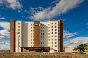 Alojamiento - Staybridge Suites Silao by IHG