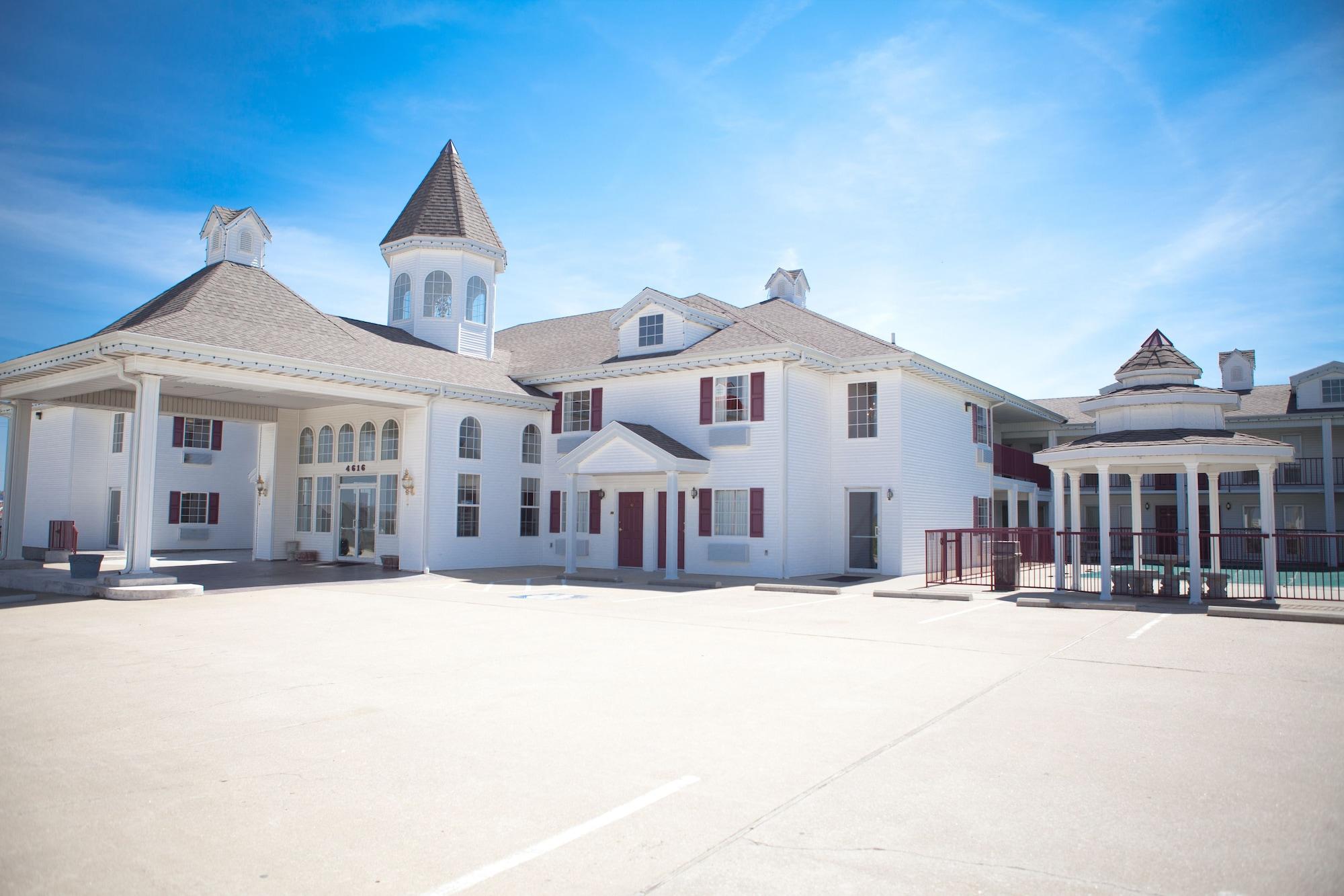 Varios Osage Village Inn