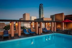 Paquete - JW Marriott Houston by the Galleria