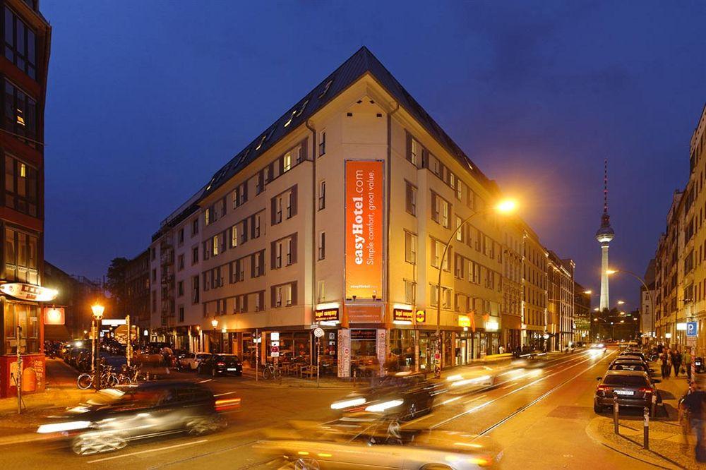 Varios easyHotel Berlin Hackescher Markt