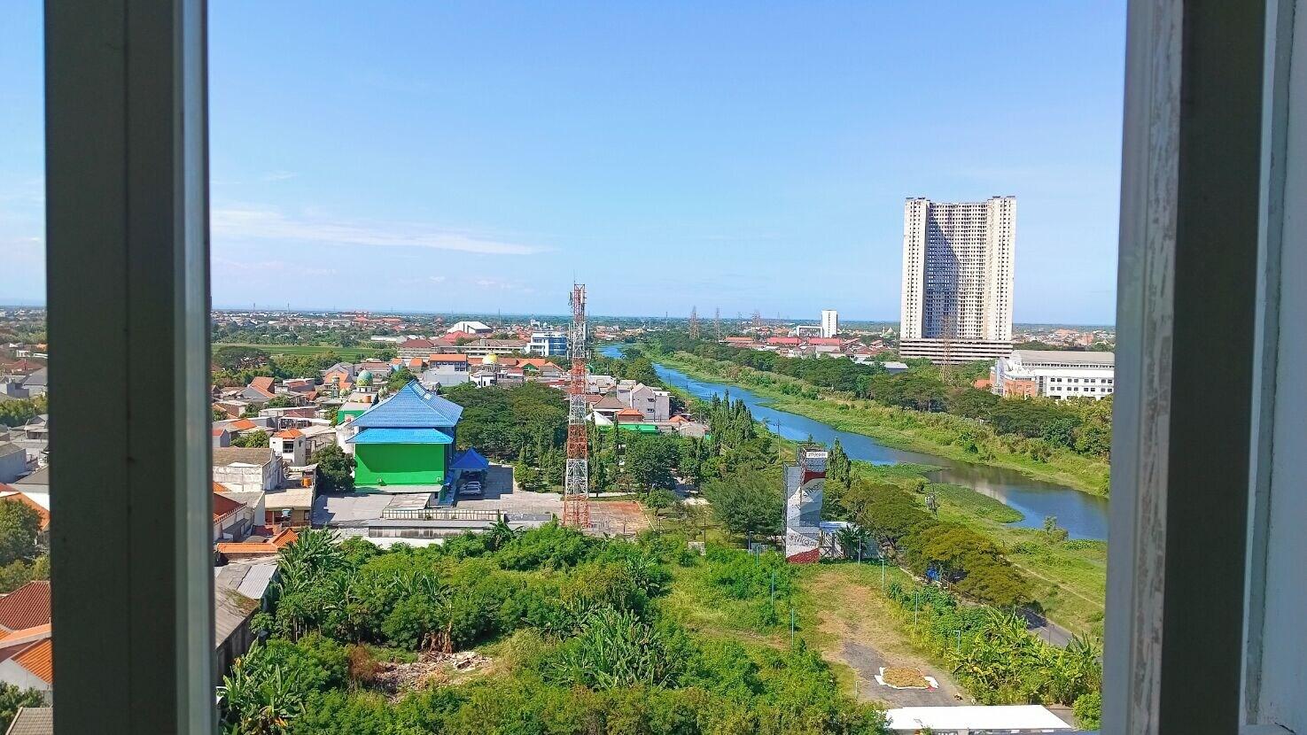 Varios PLUM Dreamscape Bale Hinggil Surabaya