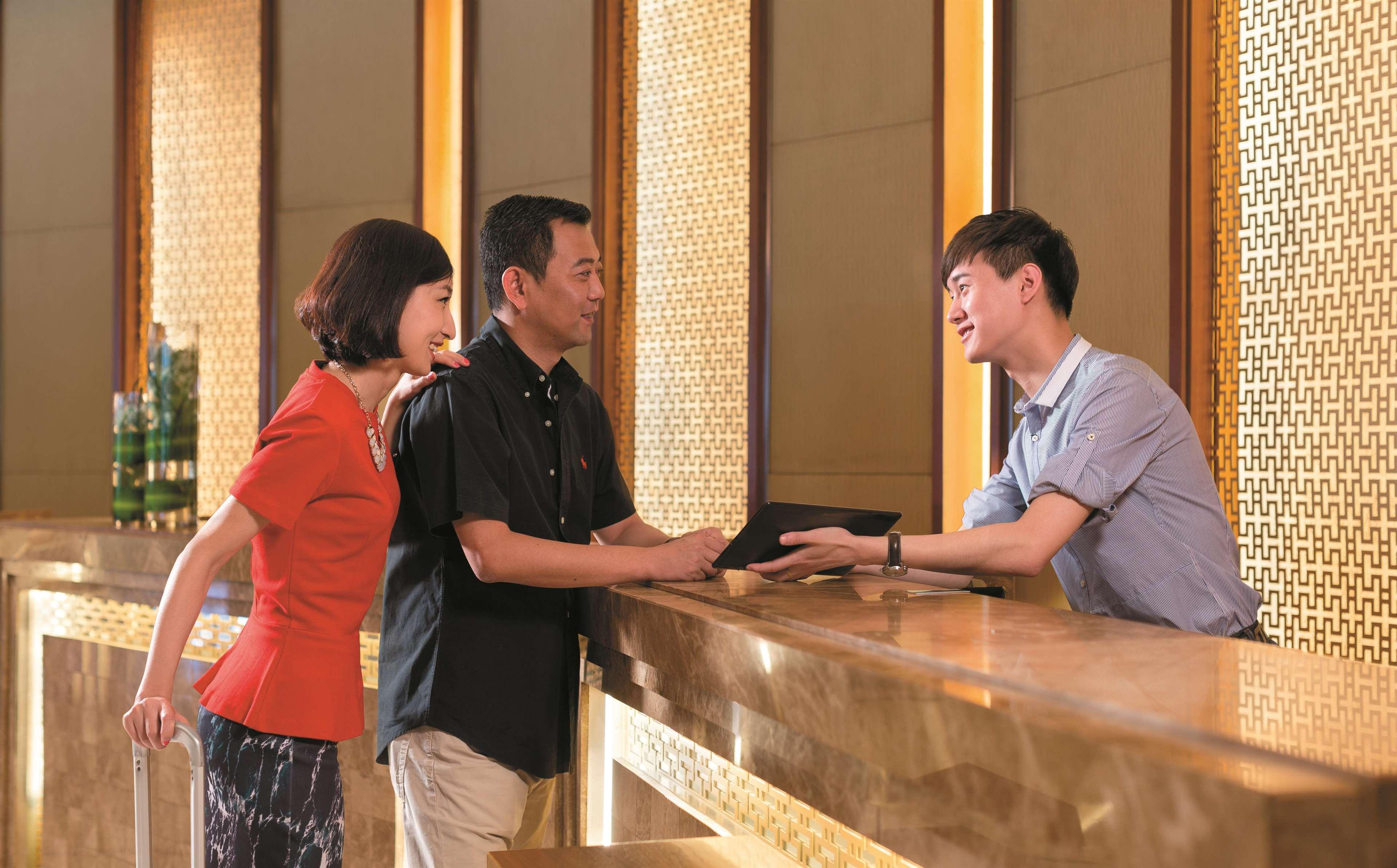 Vista Lobby JEN Shenyang by Shangri-La