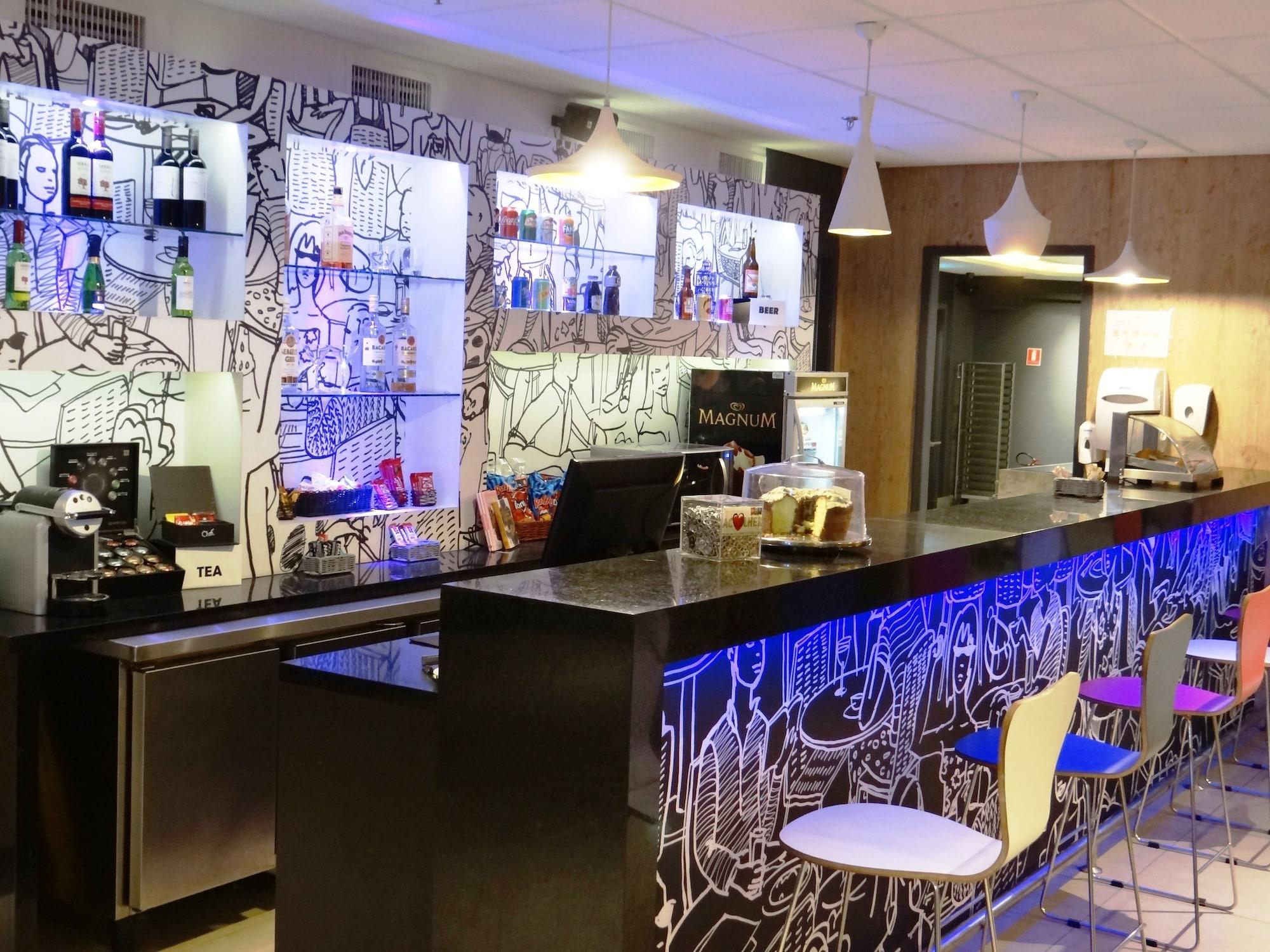 Bar/Salón ibis Santos Valongo
