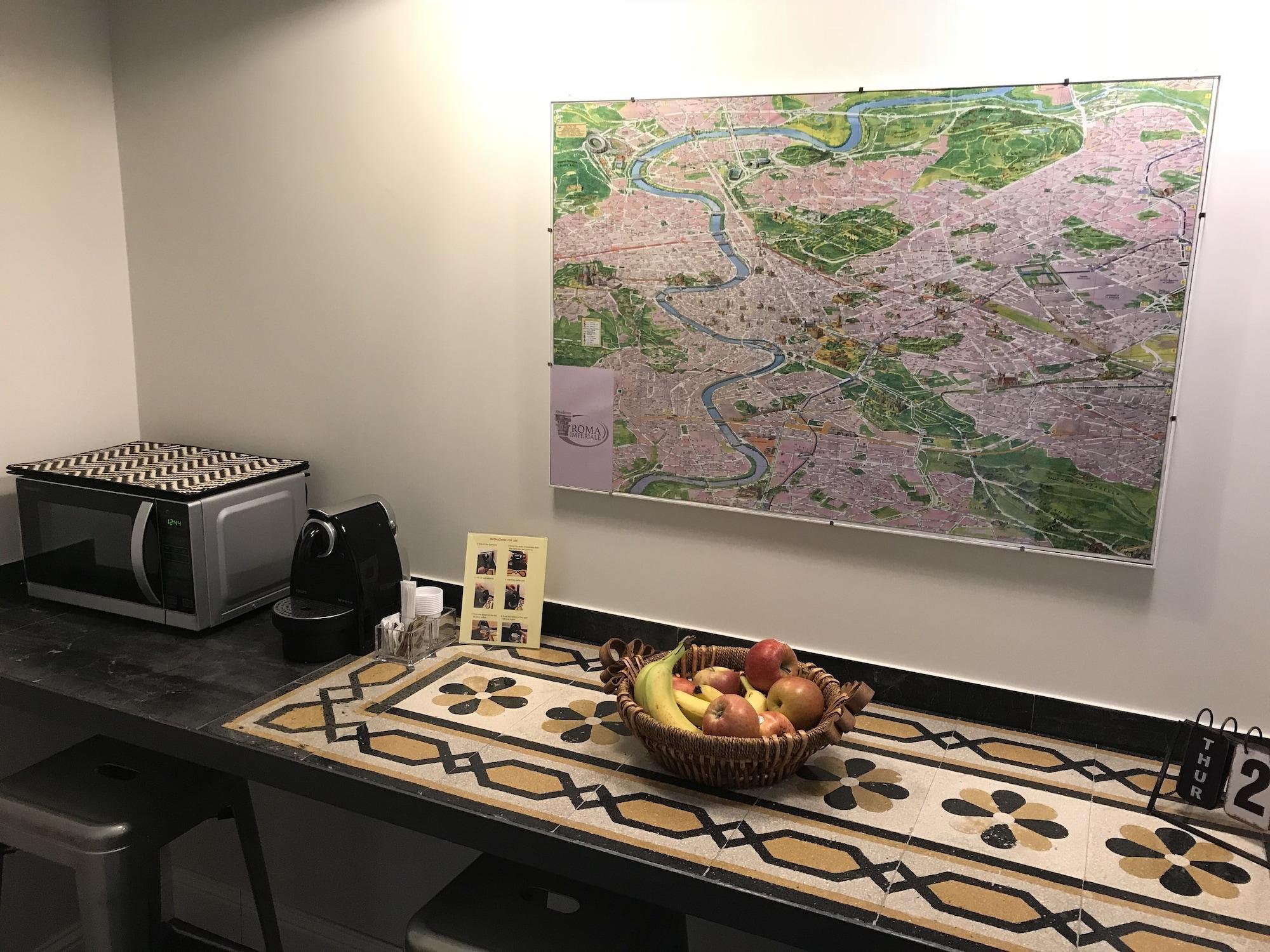 Bar/Salón Residenza Roma Imperiale