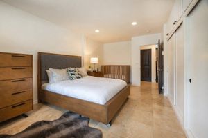 Alquiler Vacacional - Charming Hollywood Hills Villa: Heated Pool, Unique Design, Peaceful and Private
