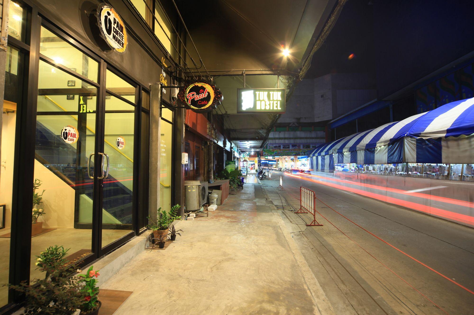Vista Exterior Tuk Tuk Hostel