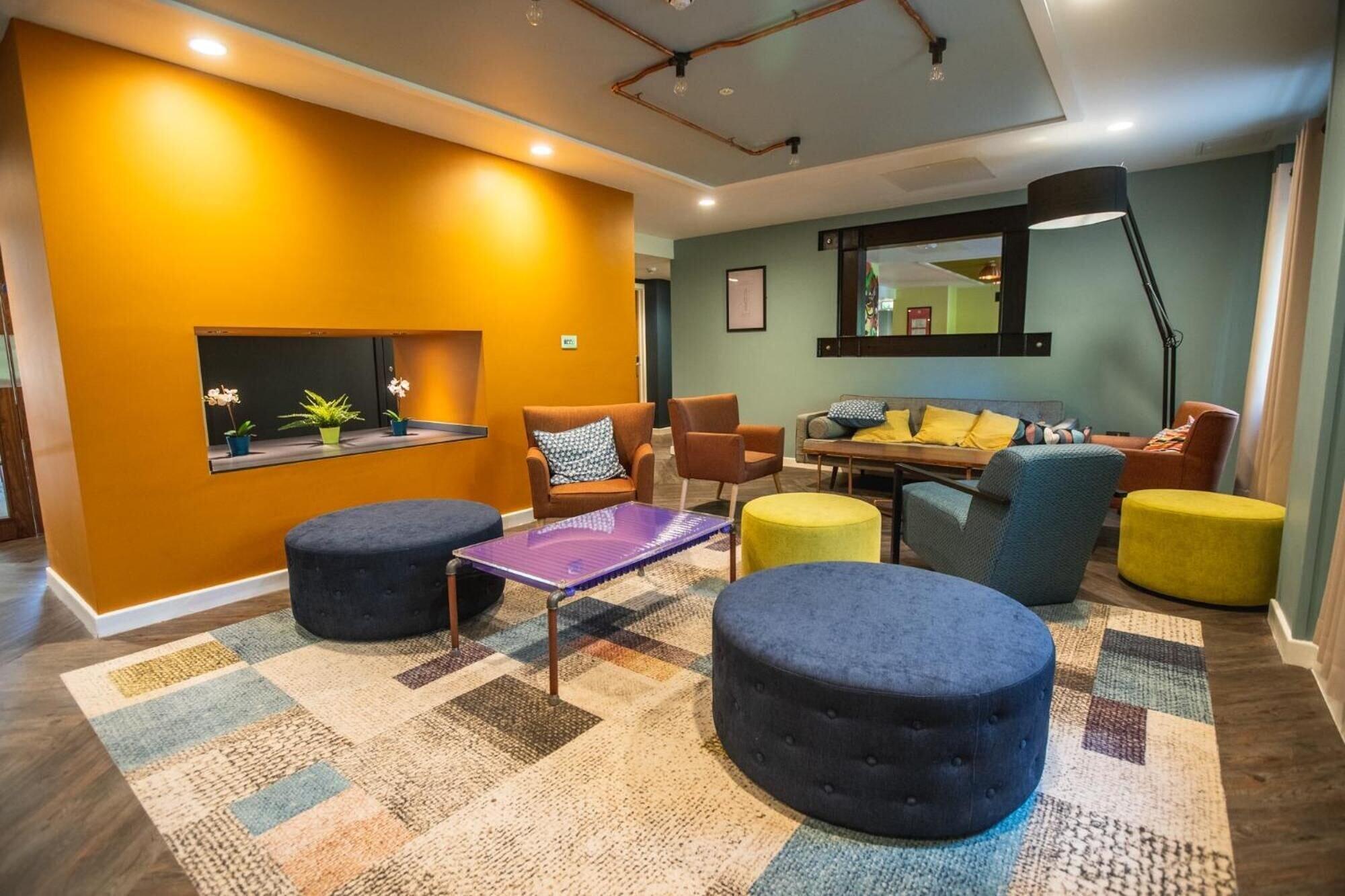 Vista Lobby Jonas Hotel