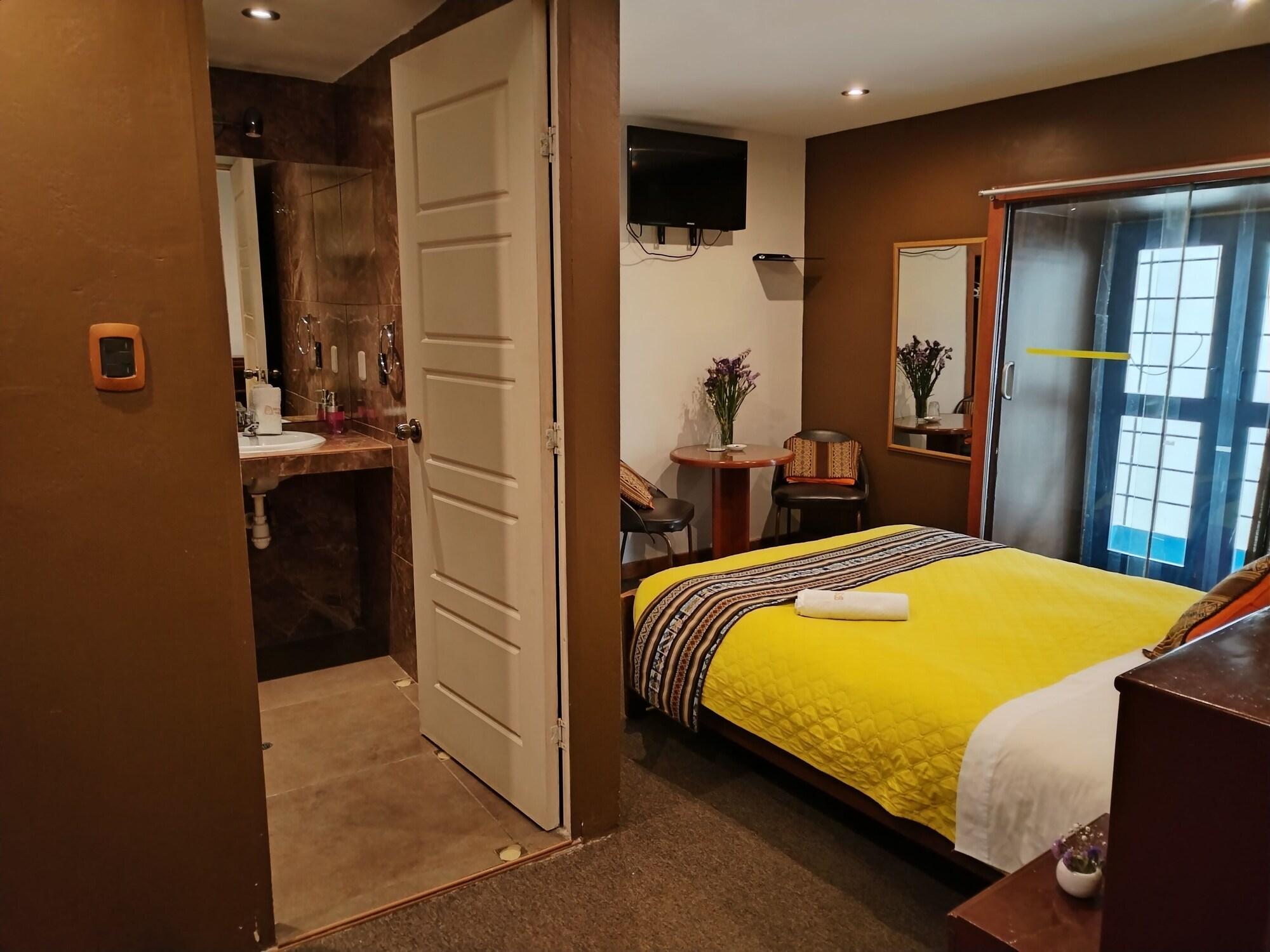Habitación AMTALLPA SAN BLAS INN