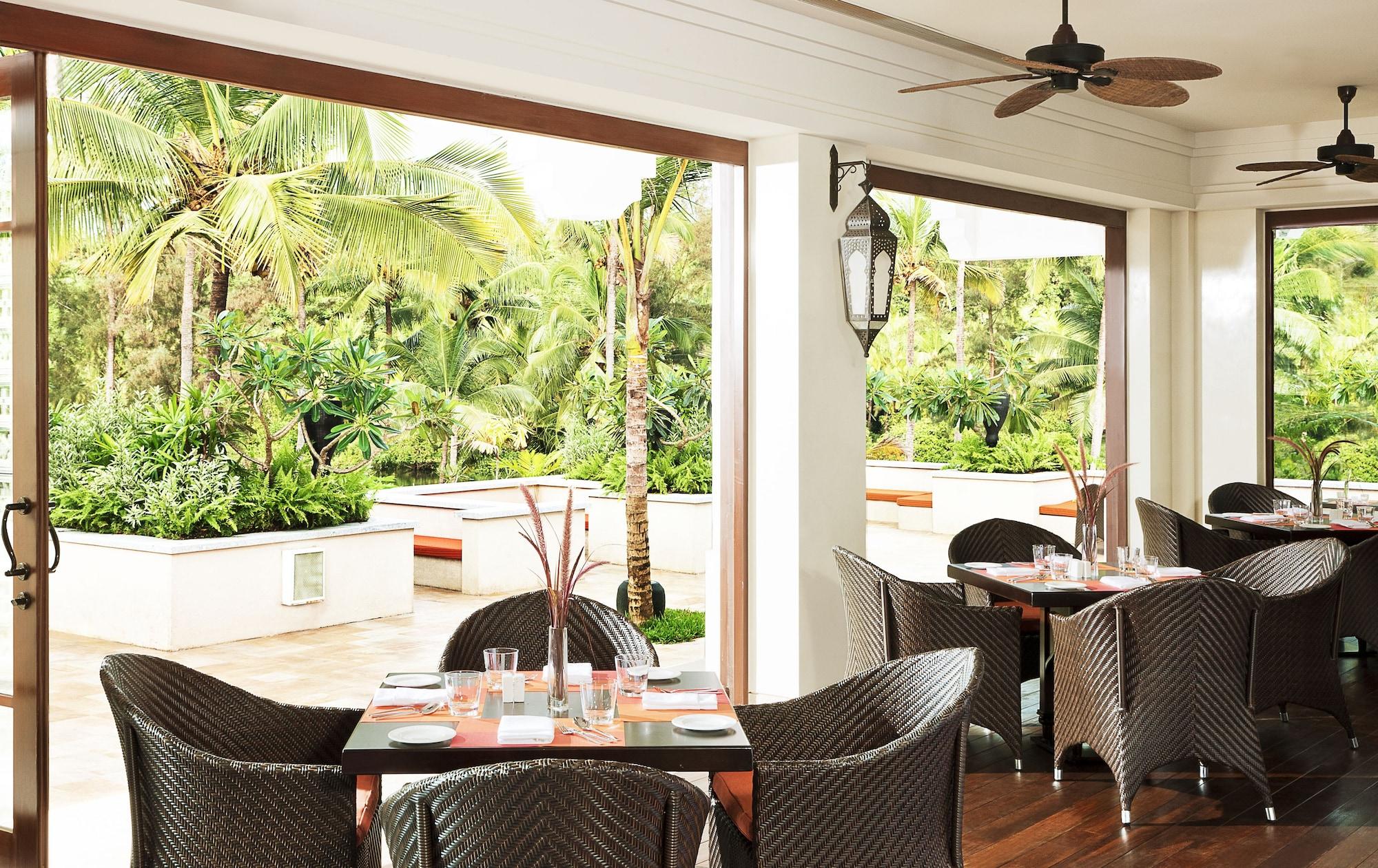 Restaurant Taj Bekal Resort & Spa, Kerala