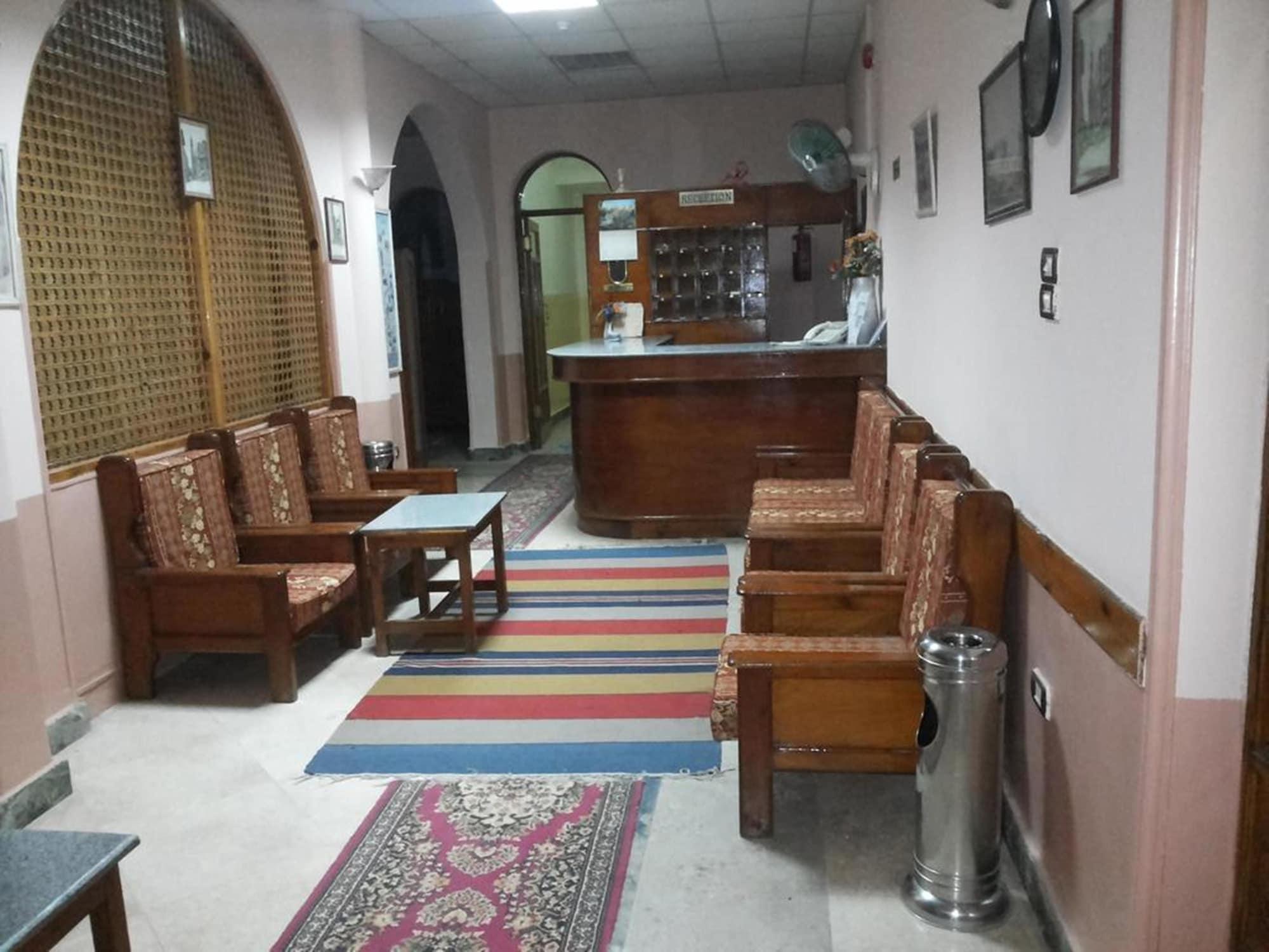 Vista Lobby Amenophis Hotel