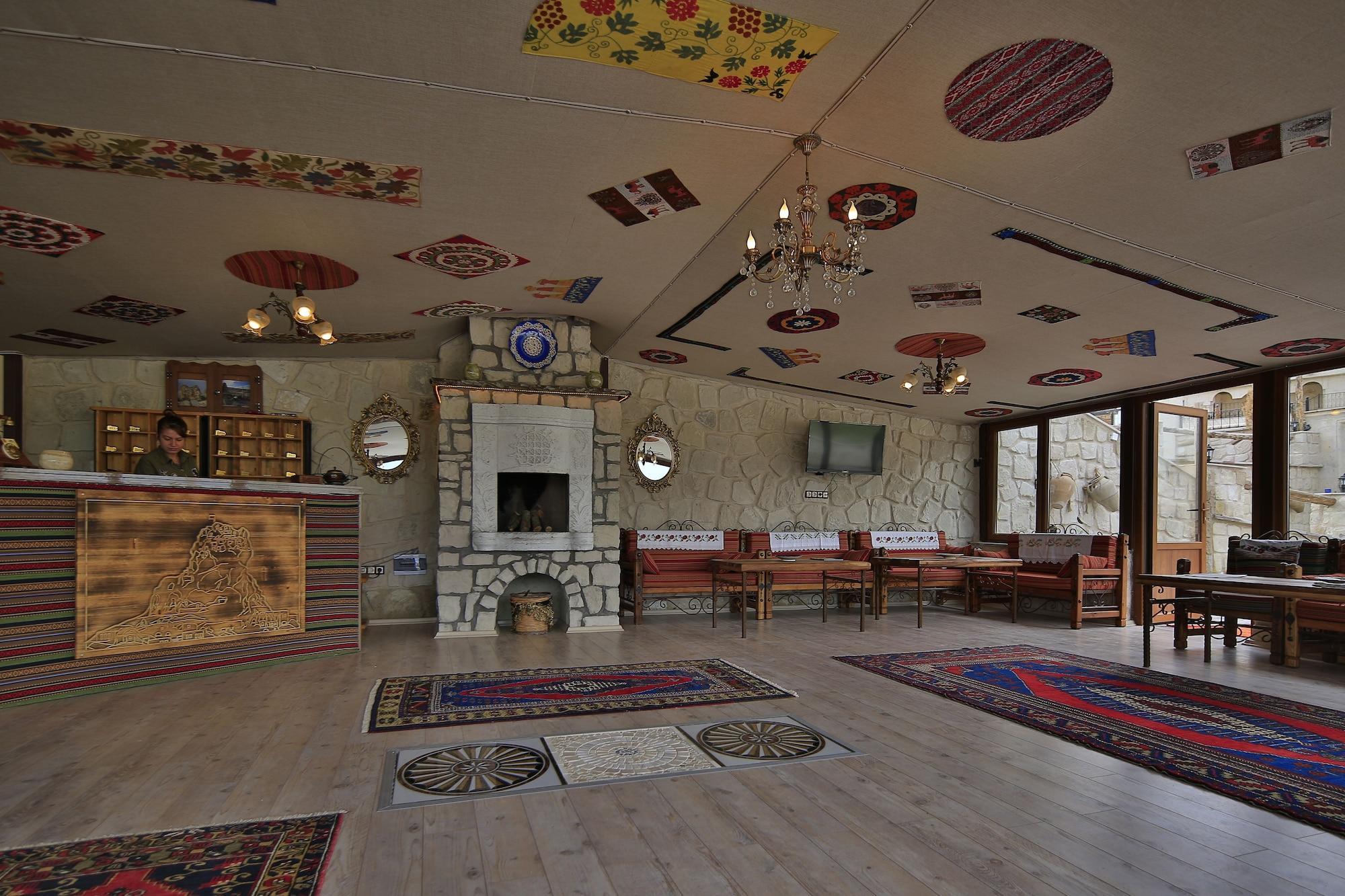 Vista Lobby Fosil Cave Hotel