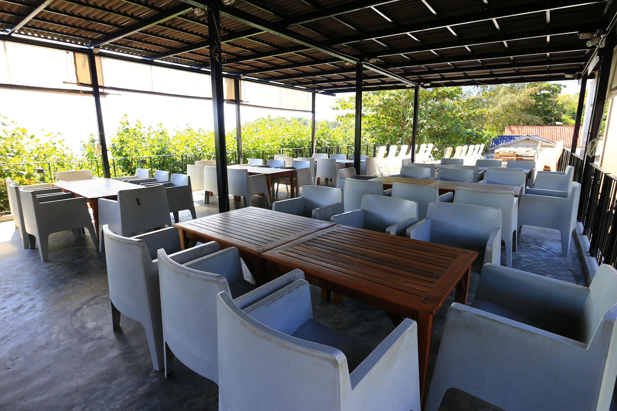 LaLune Beach Resort Rayong | Hoteles en Despegar