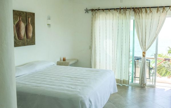 Luxurious Private Caribbean Oceanfront, Breathtaking Ocean Views. - Hoteles con alberca en Puerto Morelos, México