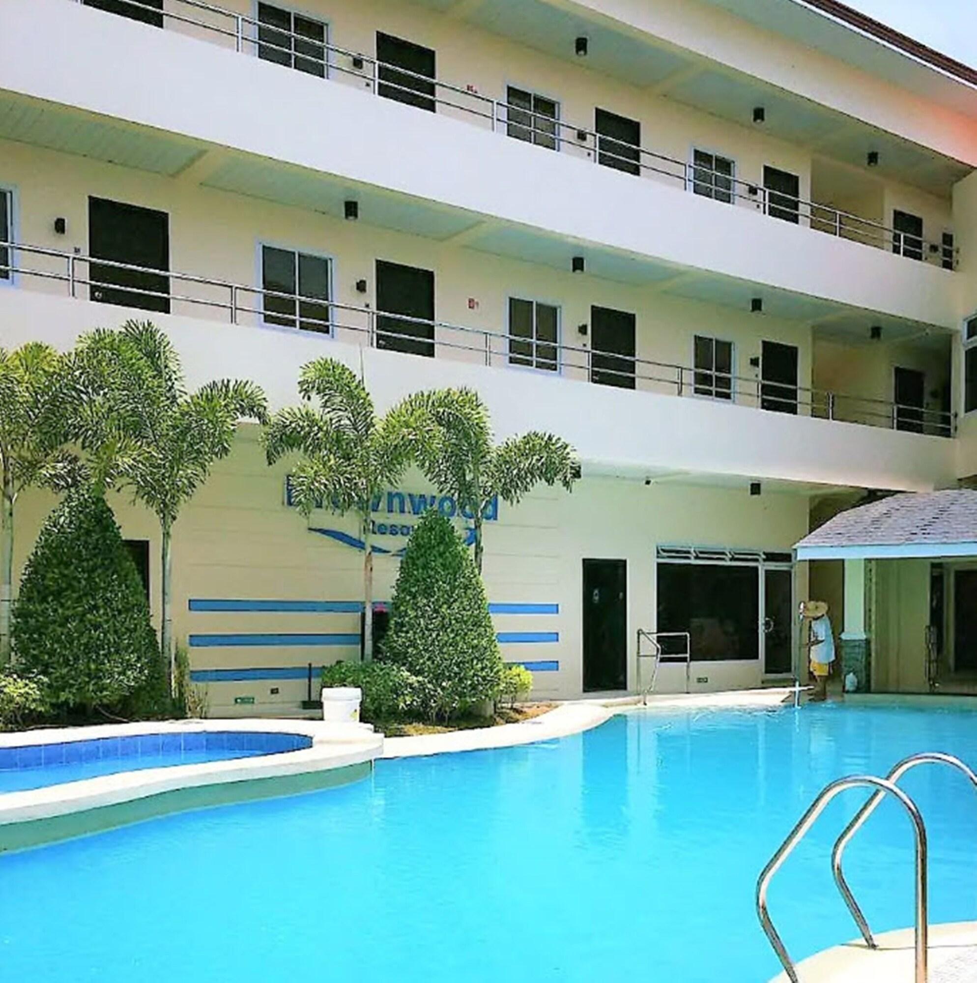 Vista Exterior Brownwood Resort & Hotel