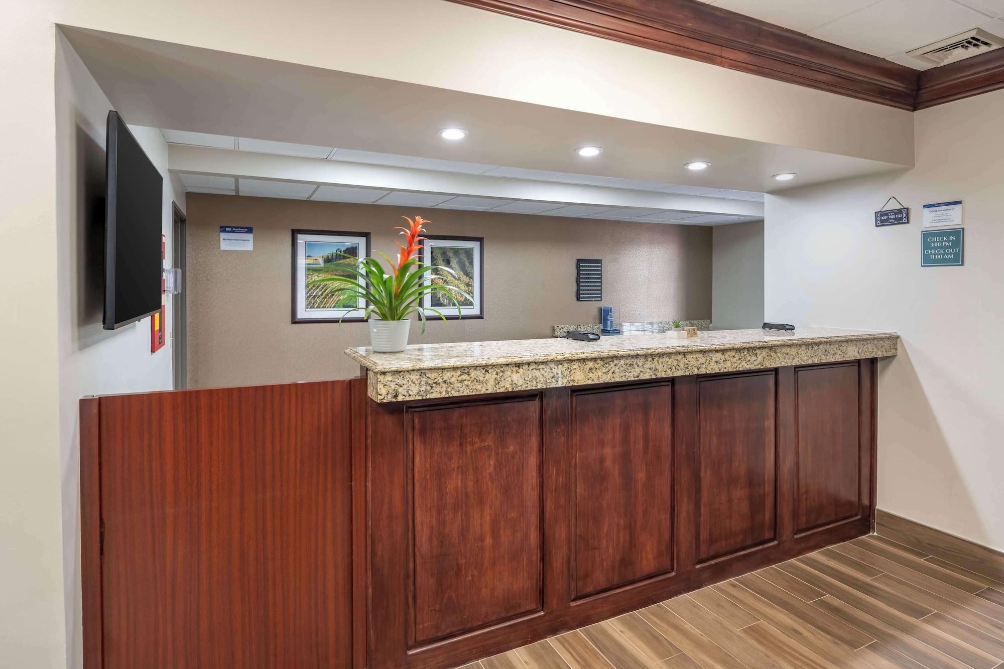 Vista Lobby Best Western Mason Inn
