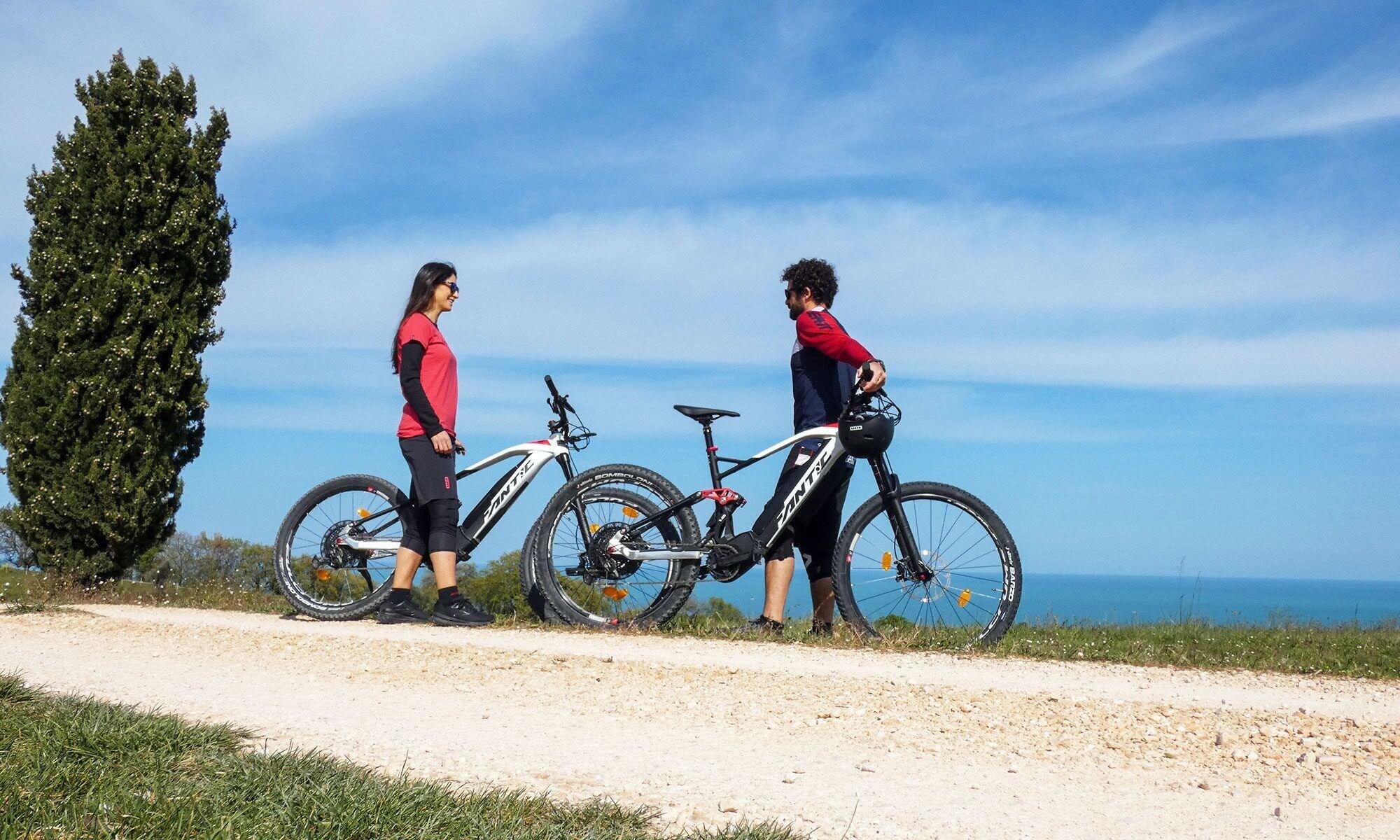 Varios Salotto Piramide B&B