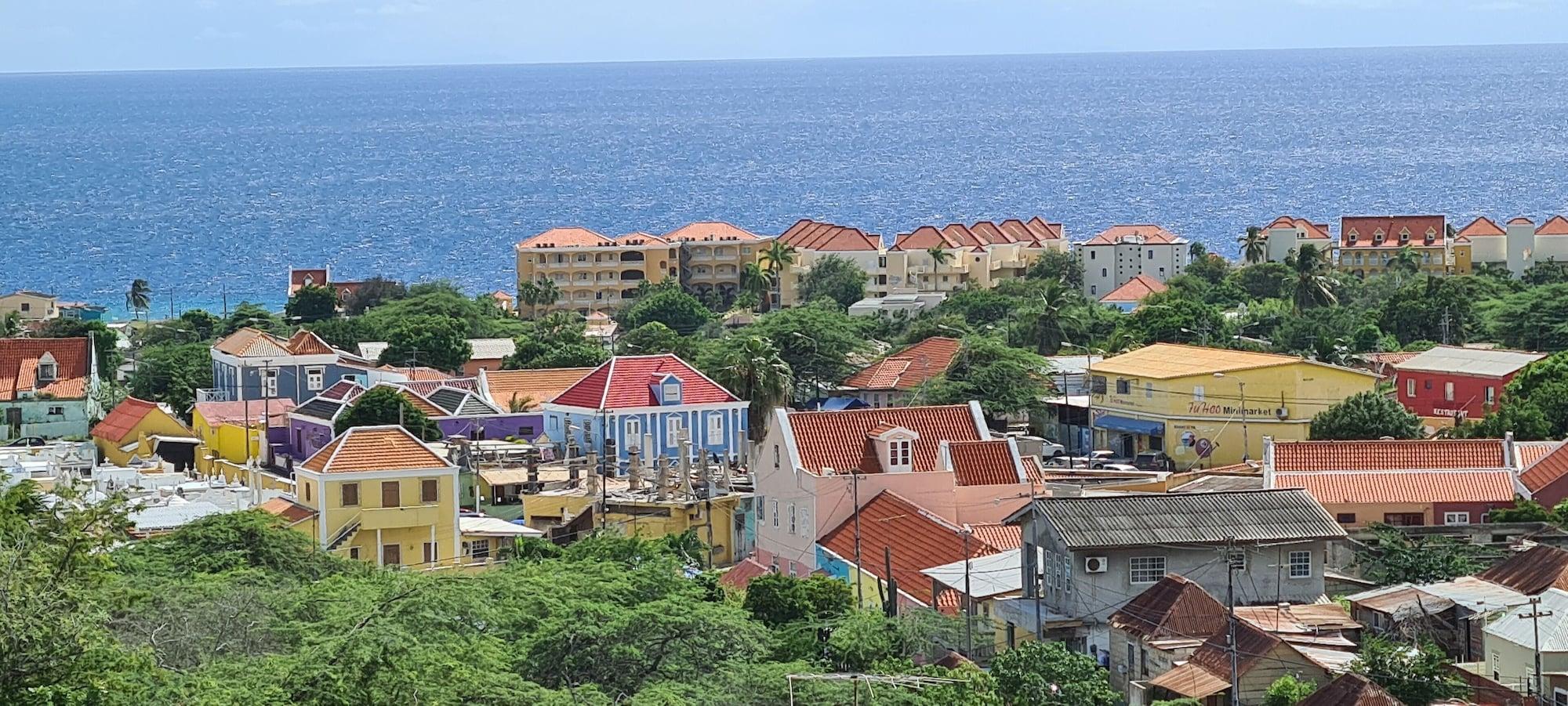 Varios Villa Creole