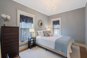 Alquiler Vacacional - BEAUTIFUL village apt.  Walk to river, shops, eateries. Great for getaway / work