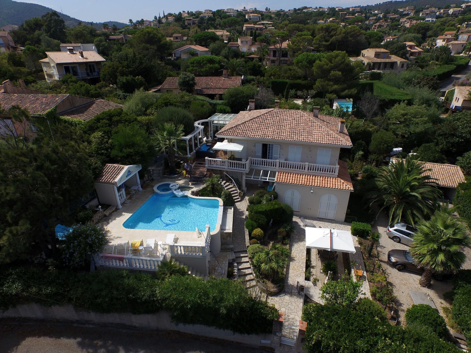 Vista Exterior Villa Manù