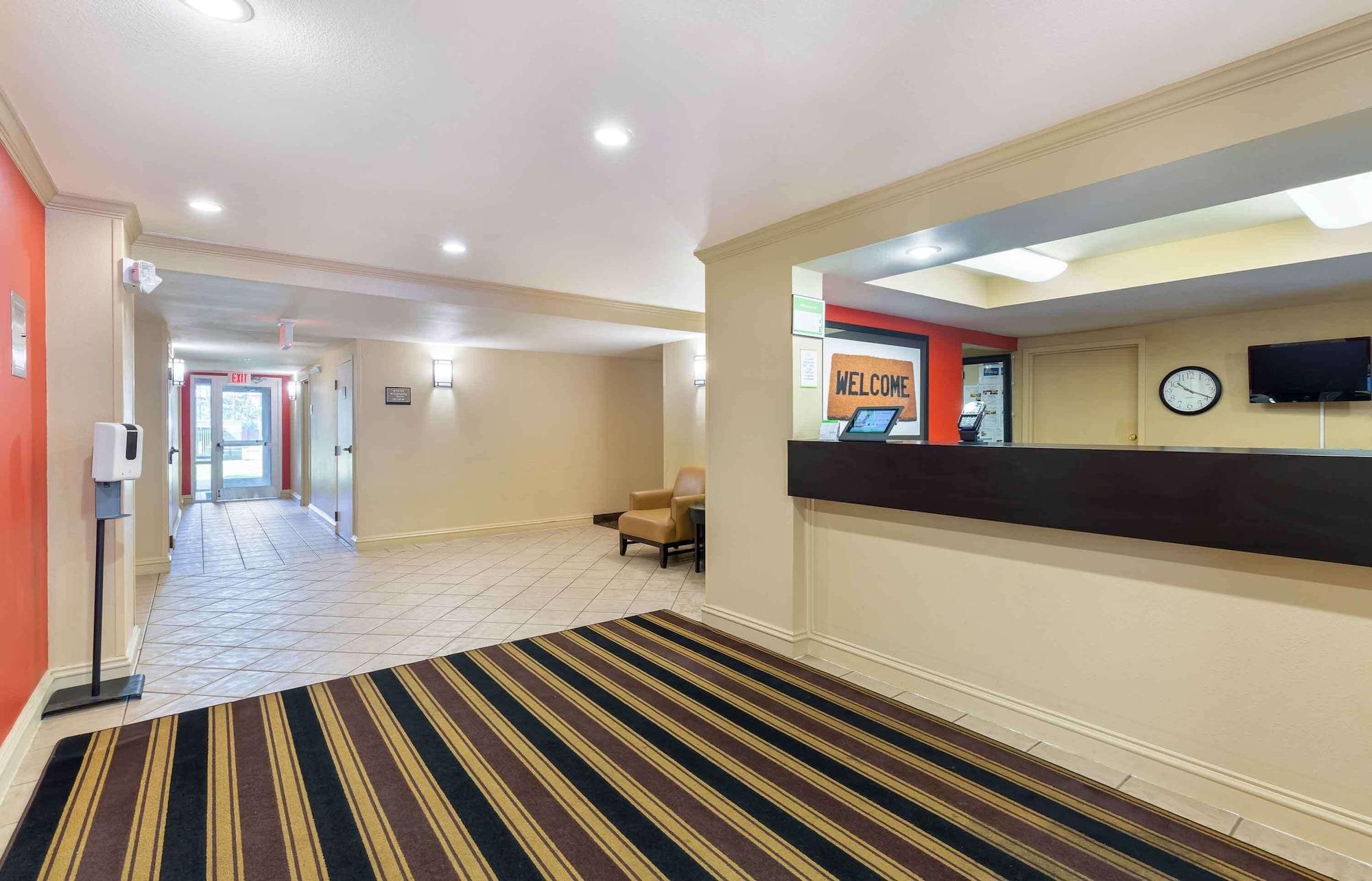 Vista Lobby Extended Stay America Suites Washington DC Tysons Corner