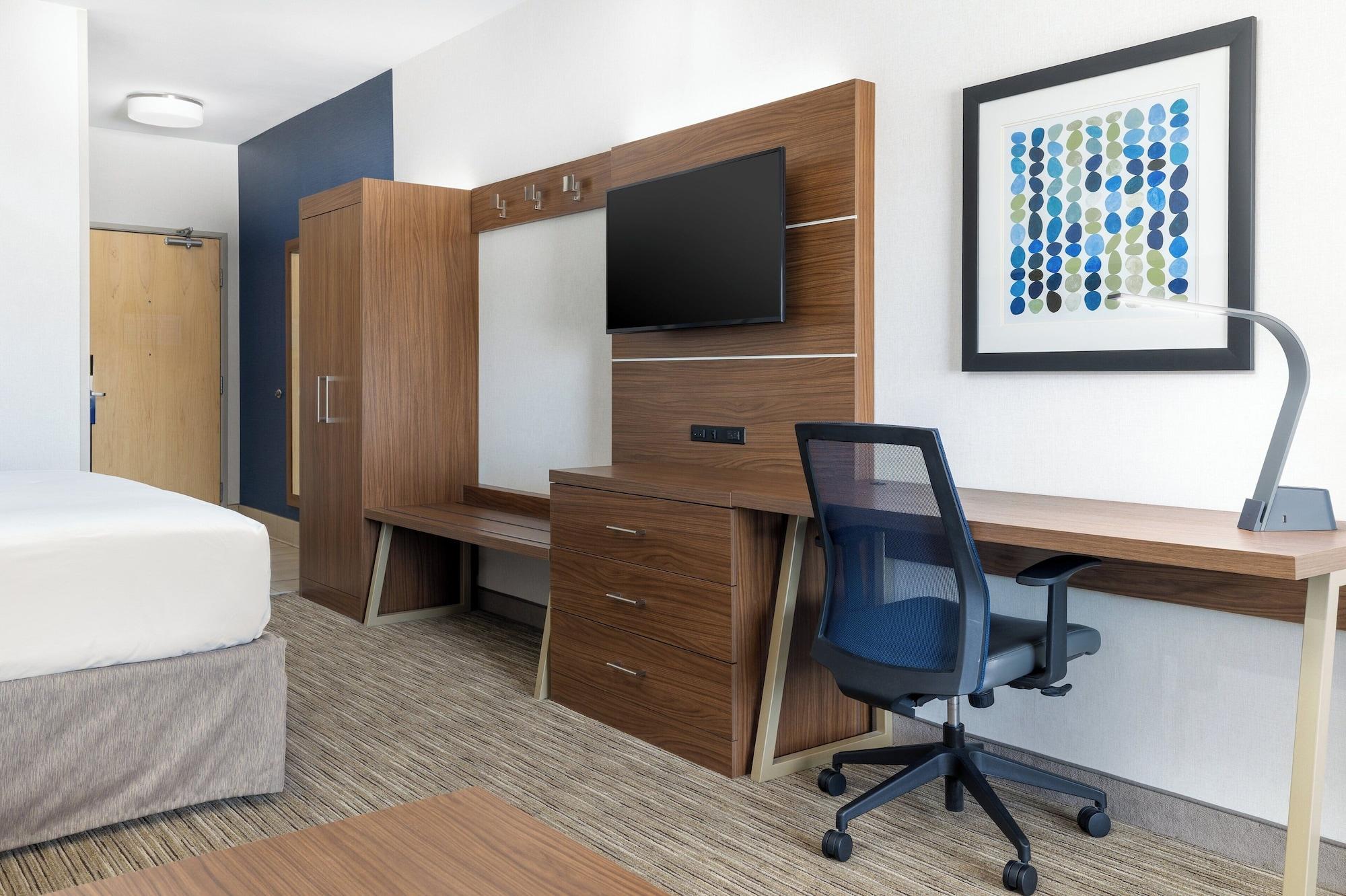 Habitación Holiday Inn Express & Suites Las Vegas SW - Spring Valley by IHG