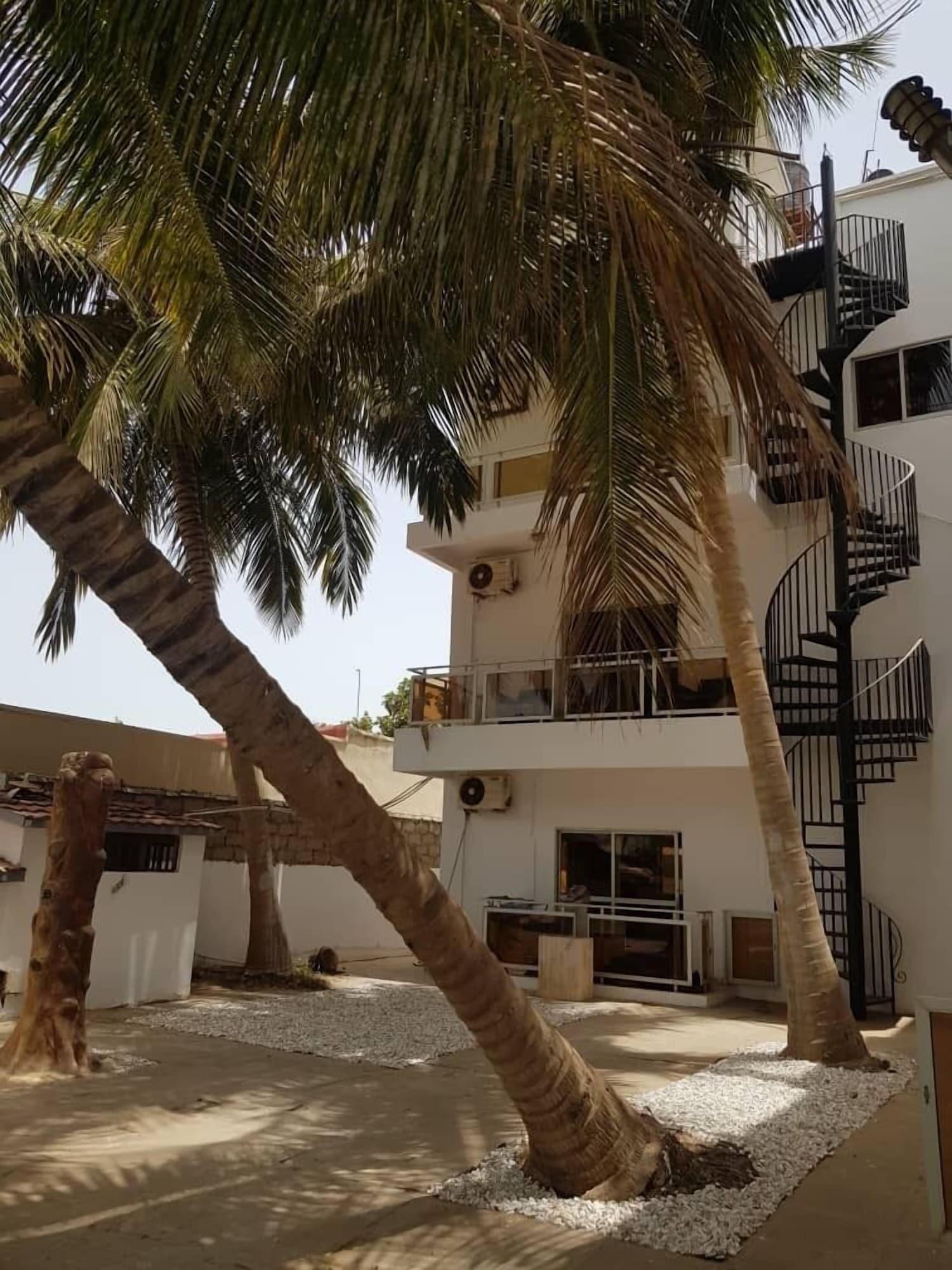 Varios Wavecrest Hotel Gambia- Apartments