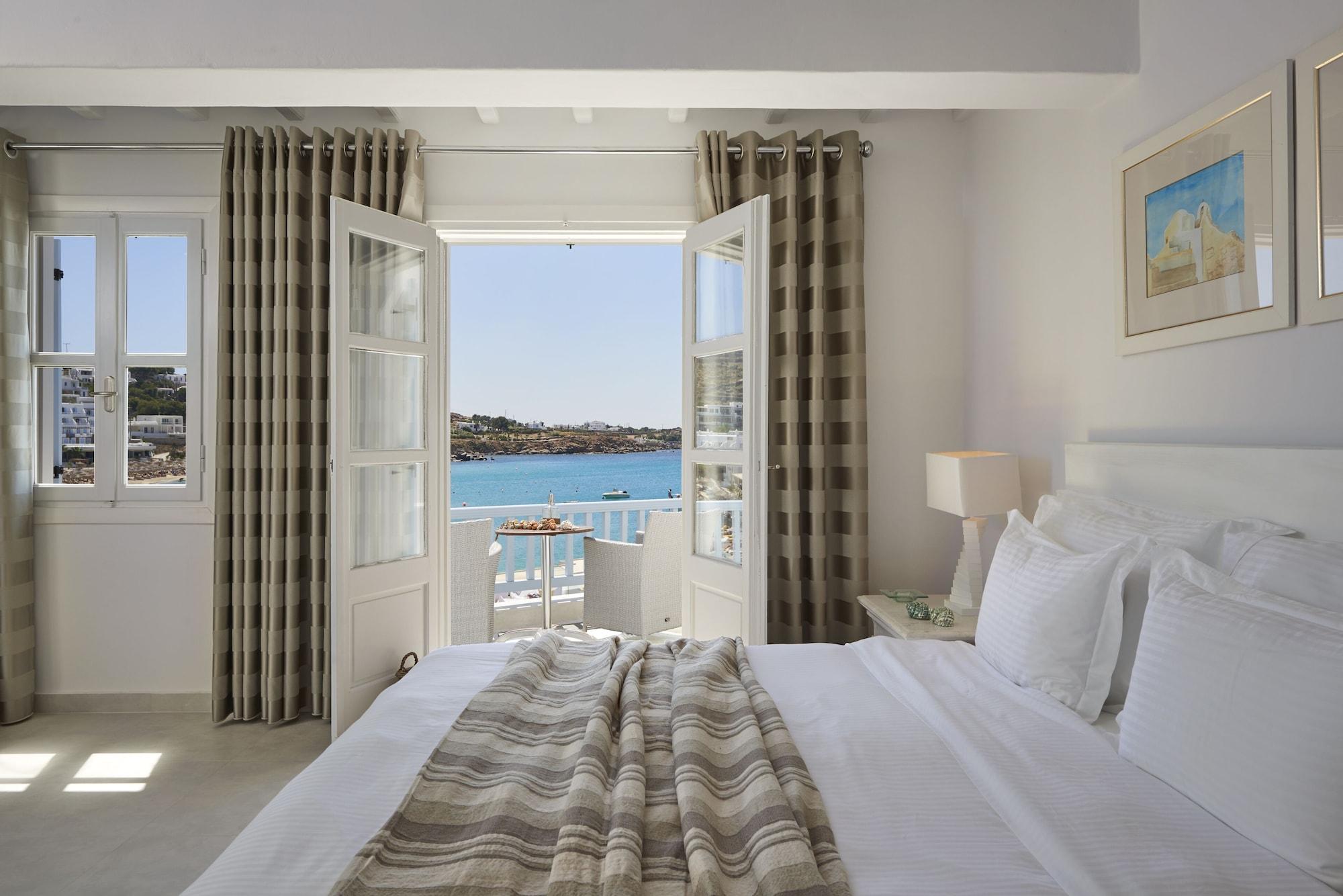 Habitación Petinos Beach Hotel
