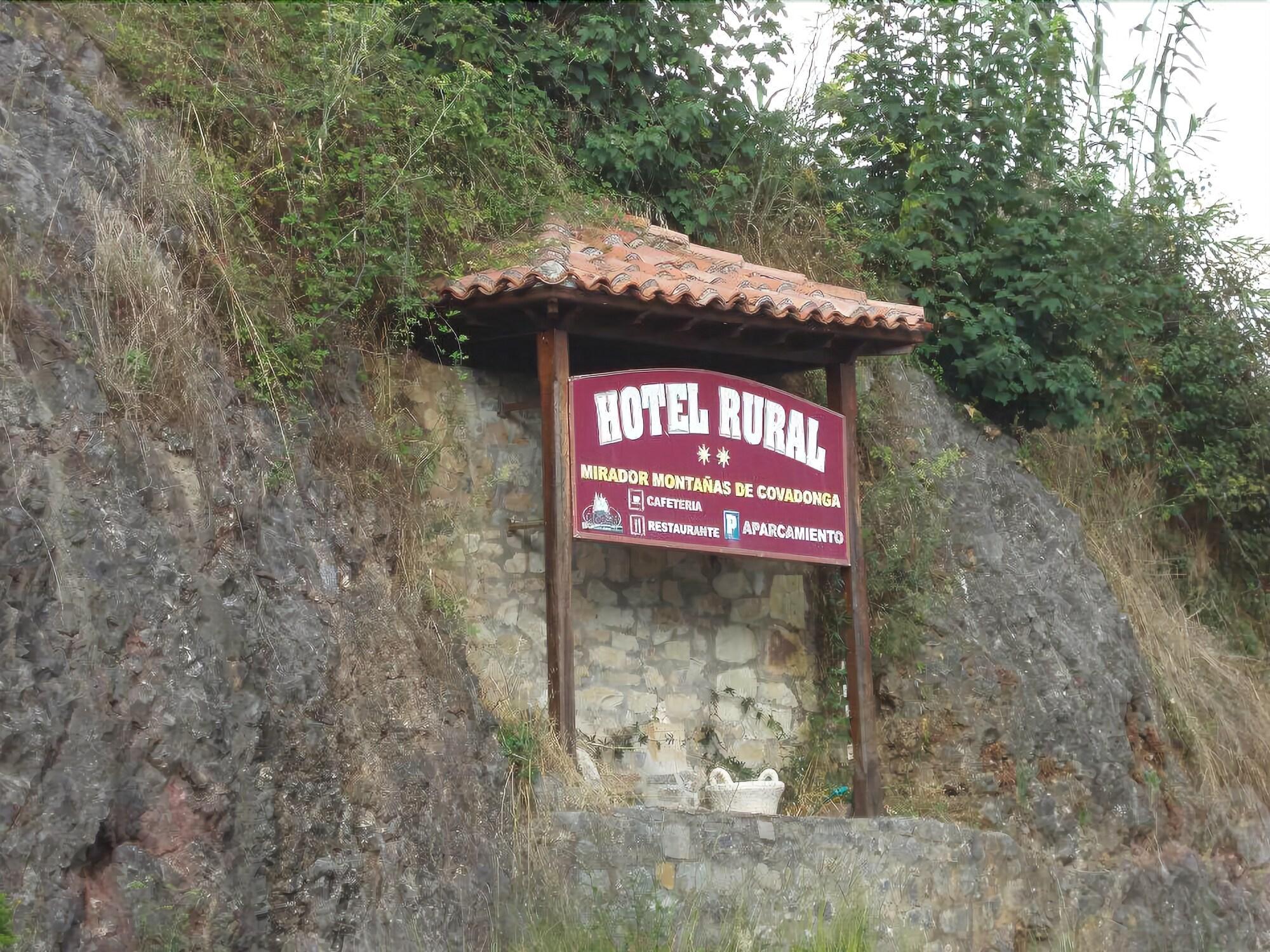 Vista Exterior Hotel Rural Montañas de Covadonga