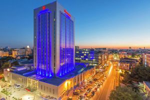 Paquete - Sheraton Bucharest Hotel
