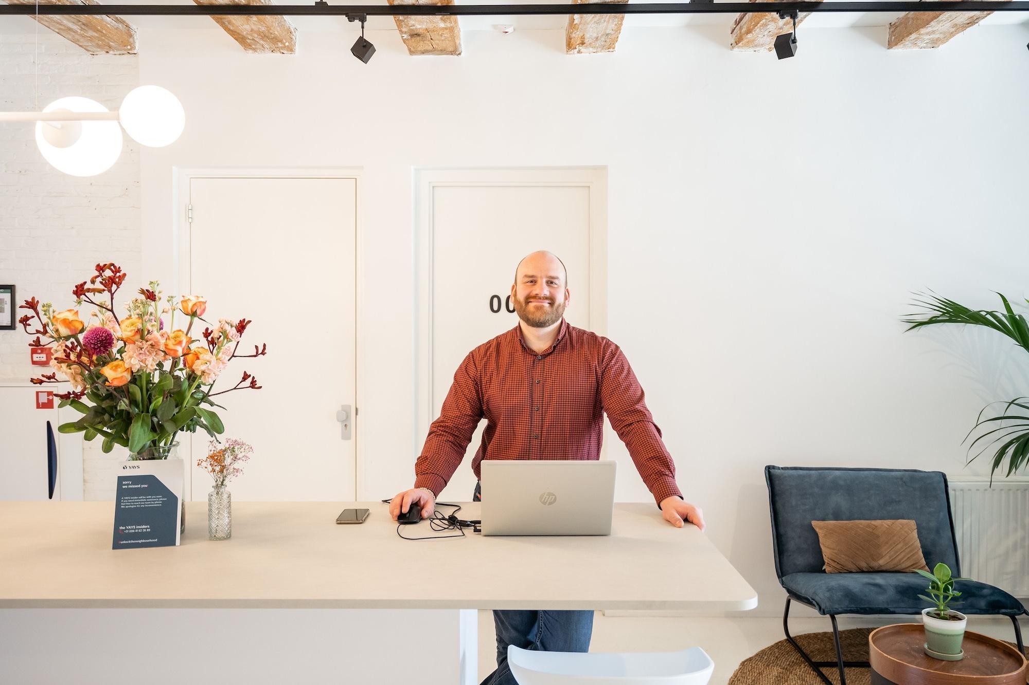 Vista Lobby YAYS Amsterdam Salthouse Canal by Numa