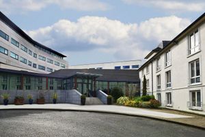 Alojamiento - The Green Isle Hotel Dublin
