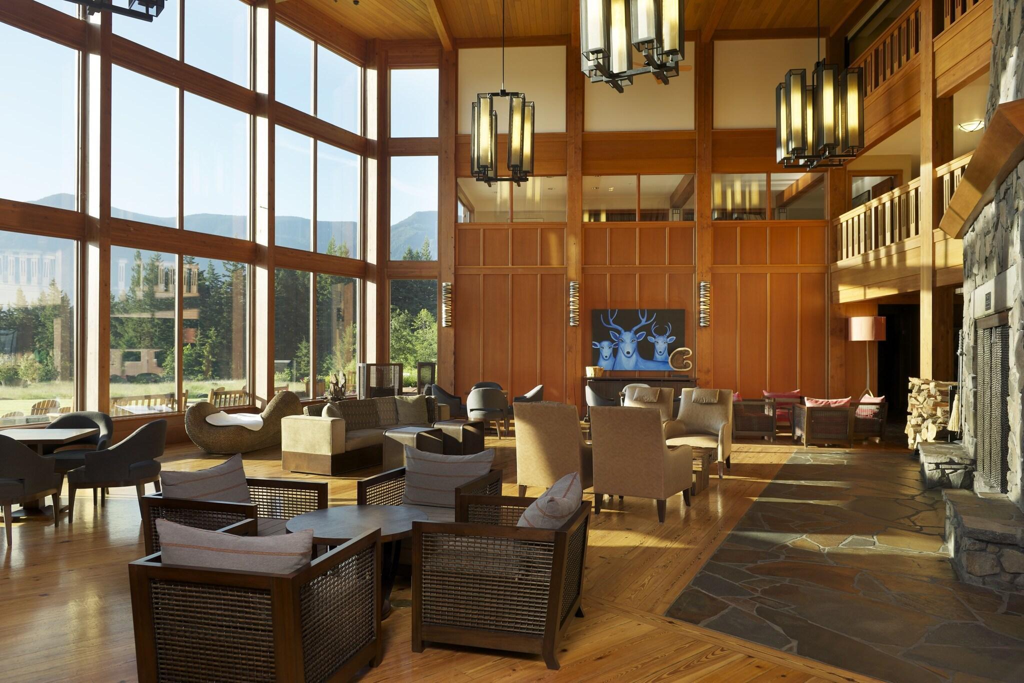 Vista Lobby Skamania Lodge