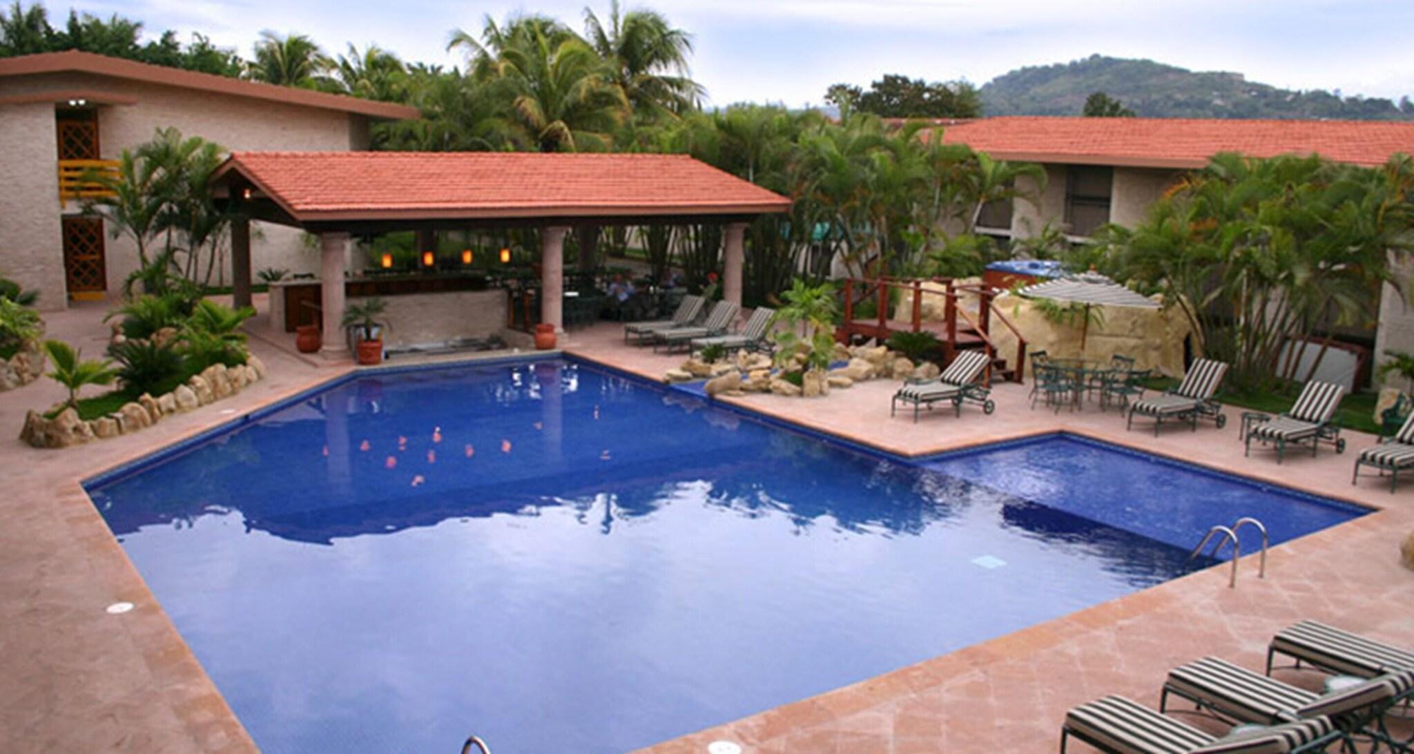 Vista Piscina Hotel Poza Rica Inn