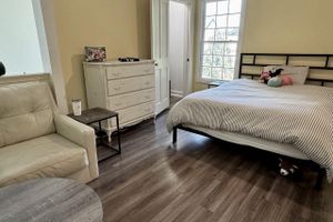 Alquiler Vacacional - A Charming 1-bed Loft Apt 1.8mi to UGA in delightful Athens GA Lake neighborhood