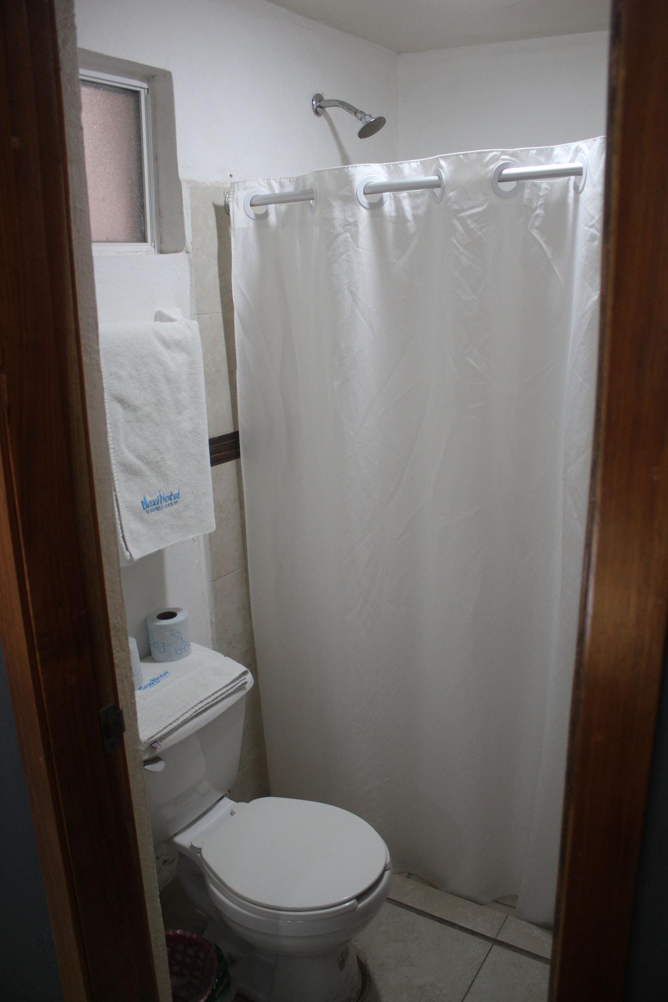 Equipamiento de Habitación Maxihotel Los Mochis
