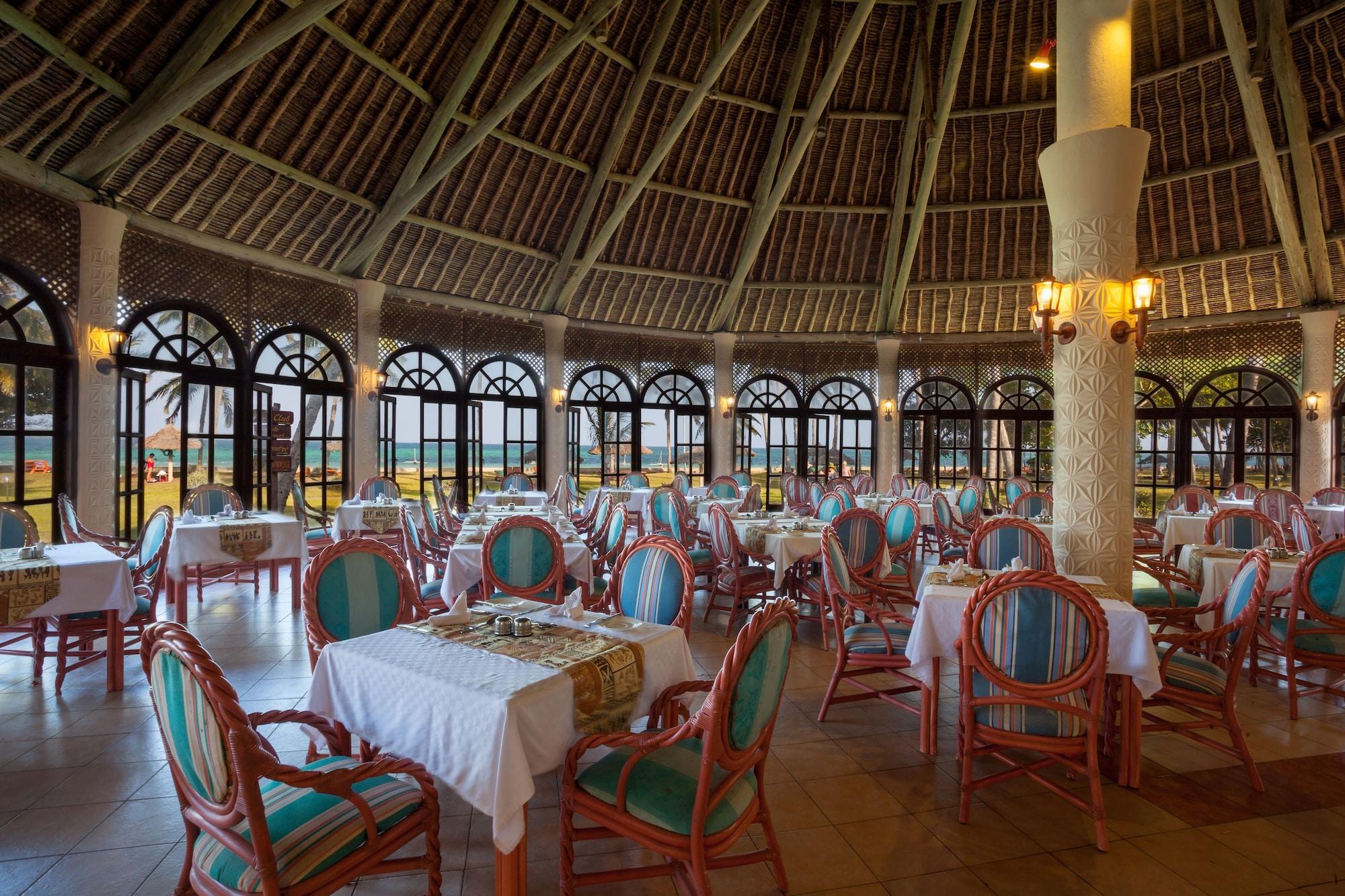 Restaurant Neptune Paradise Beach Resort & Spa