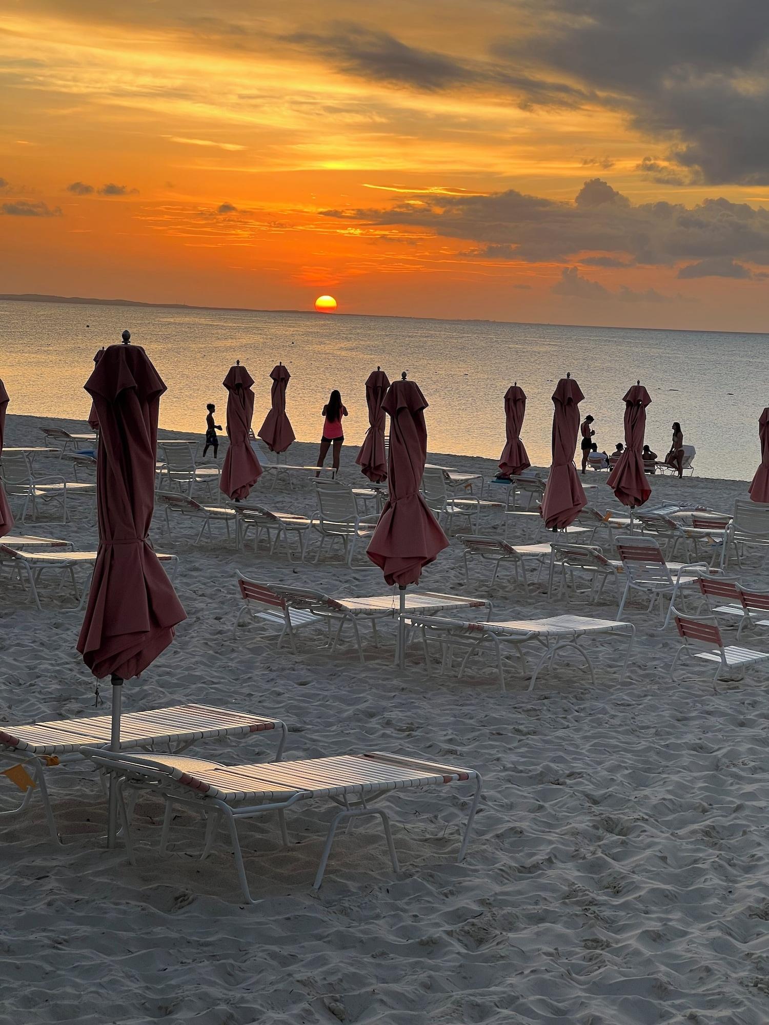 Playa Island Turquoise Rental