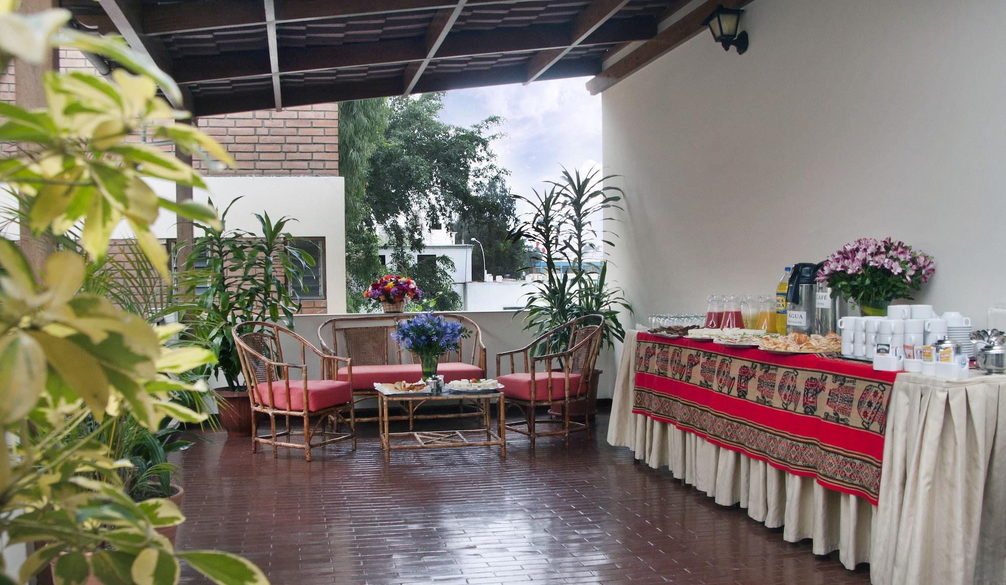 Salón de Baile San Isidro Inn