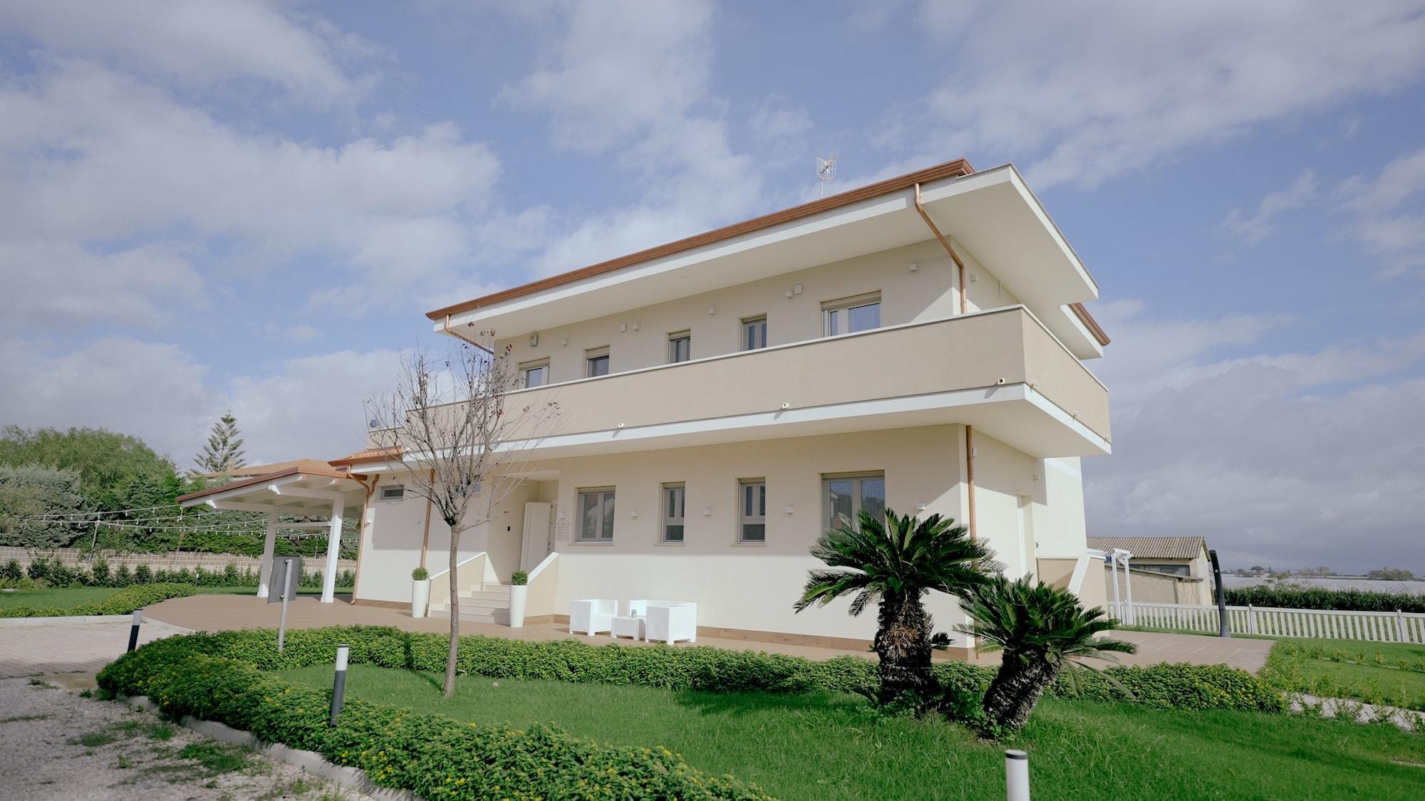 Varios Villa Zefiro - Suites & Events