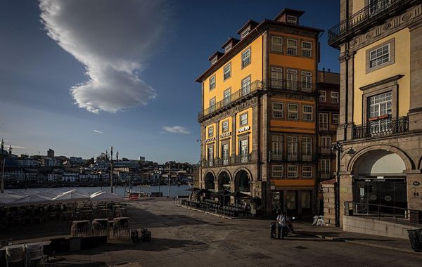 Pestana Vintage Porto Hotel & World Heritage Site